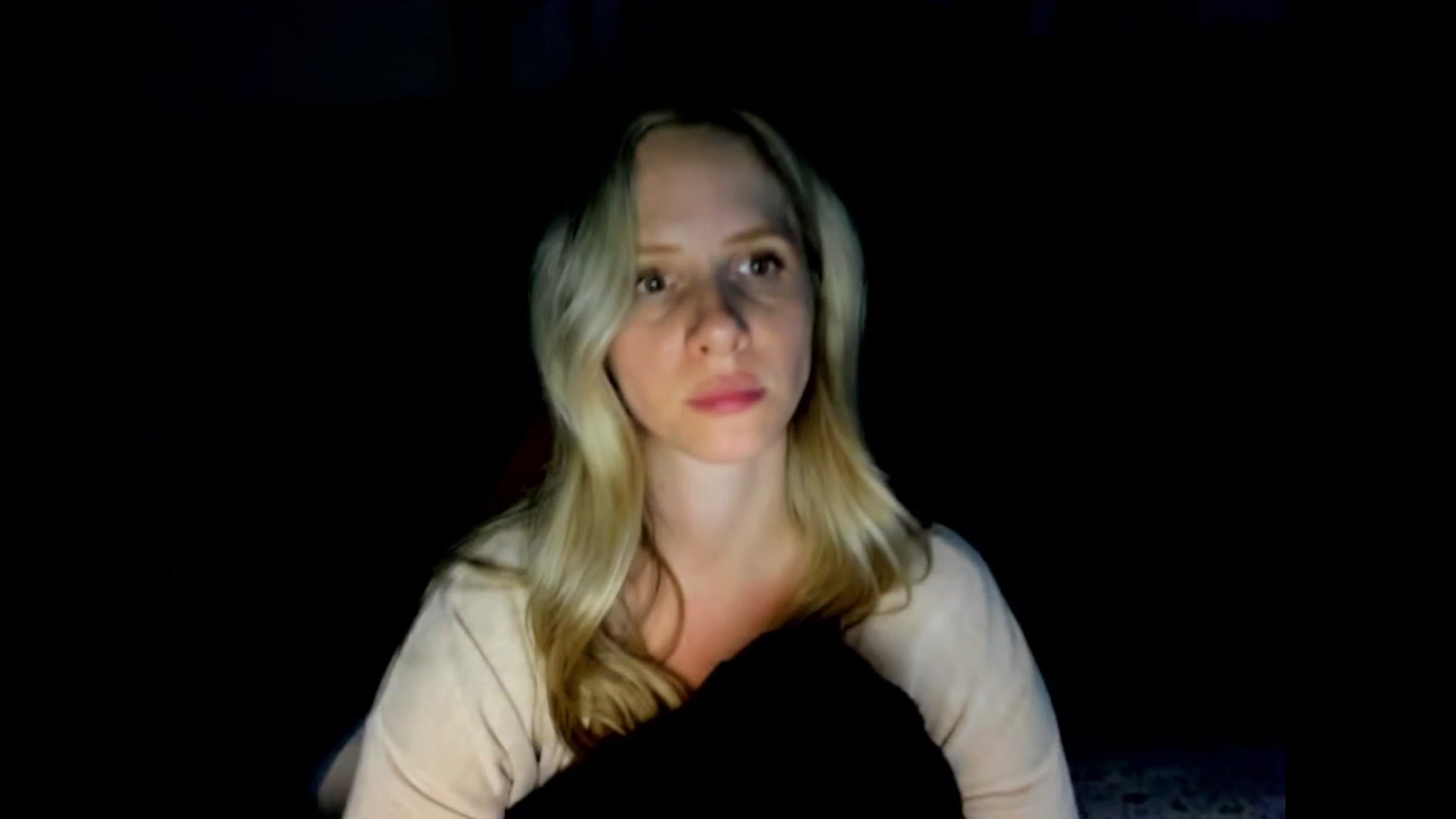 Gallery image thumbnail from Lucylux1's myfreecams stream on, 05/28/2024, 03:54 image 12 of 20