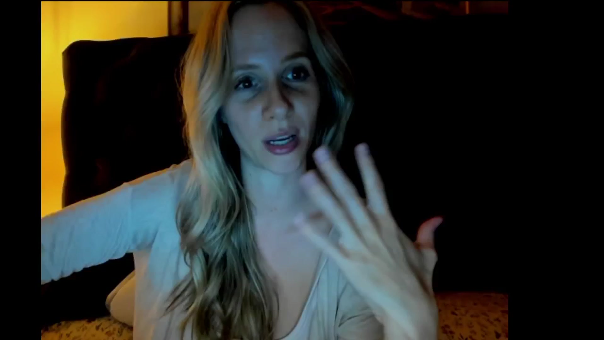 Gallery image thumbnail from Lucylux1's myfreecams stream on, 05/28/2024, 04:15 image 16 of 20