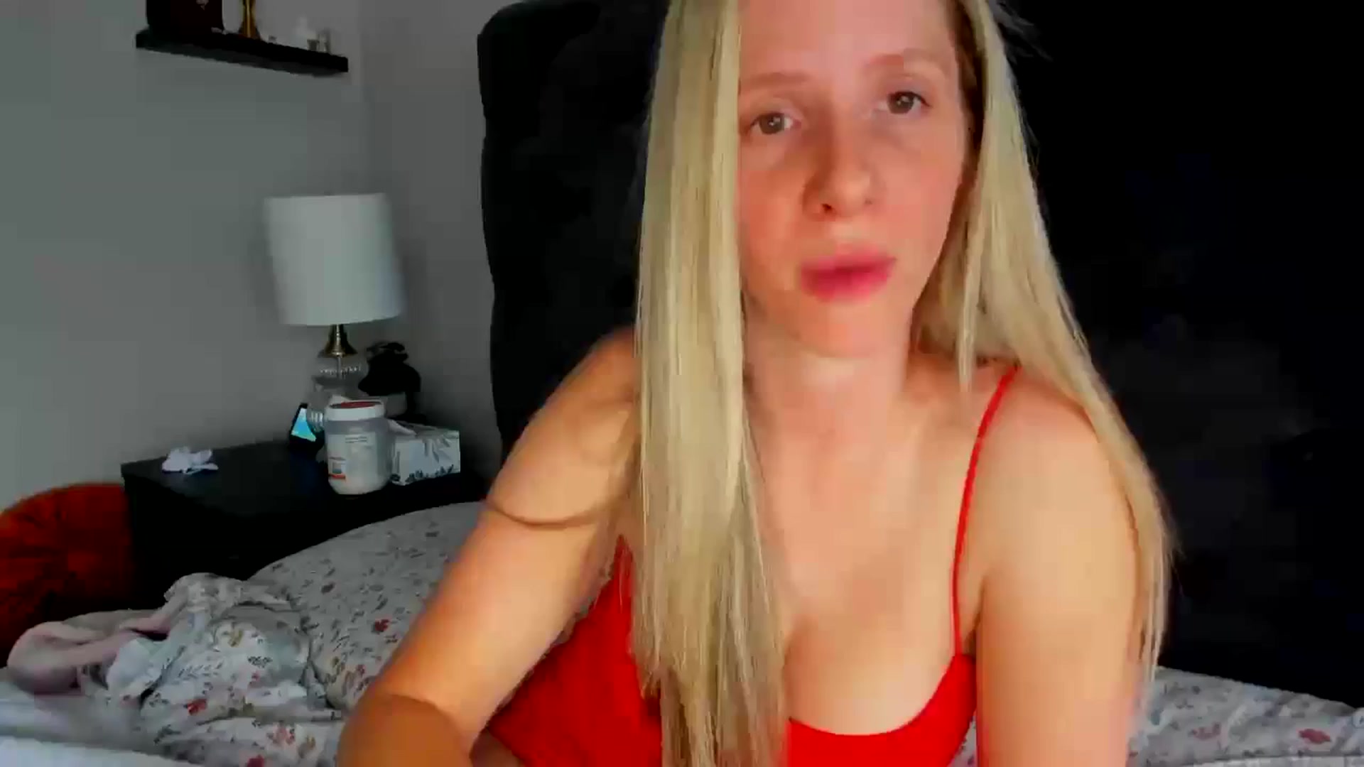 Gallery image thumbnail from Lucylux1's myfreecams stream on, 06/03/2024, 02:47 image 12 of 20