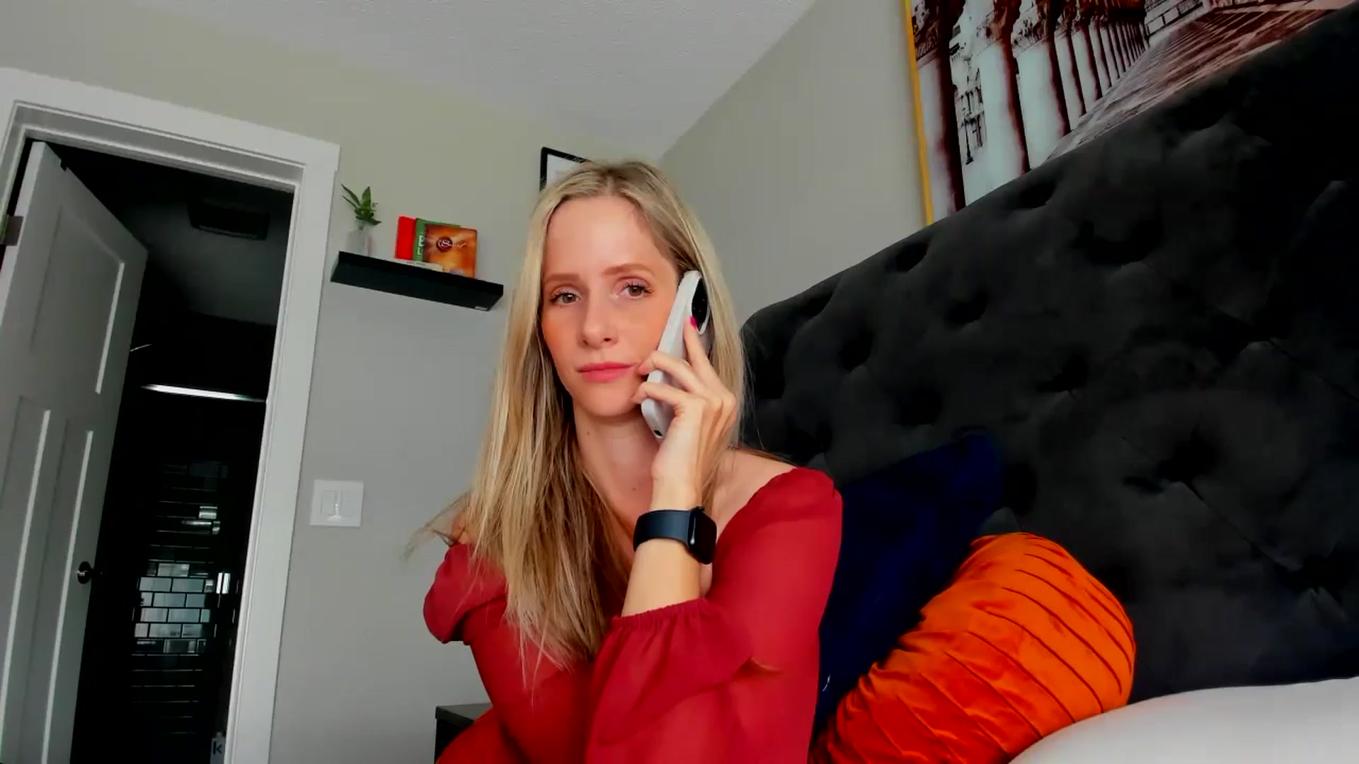 Gallery image thumbnail from Lucylux1's myfreecams stream on, 06/03/2024, 18:45 image 2 of 20