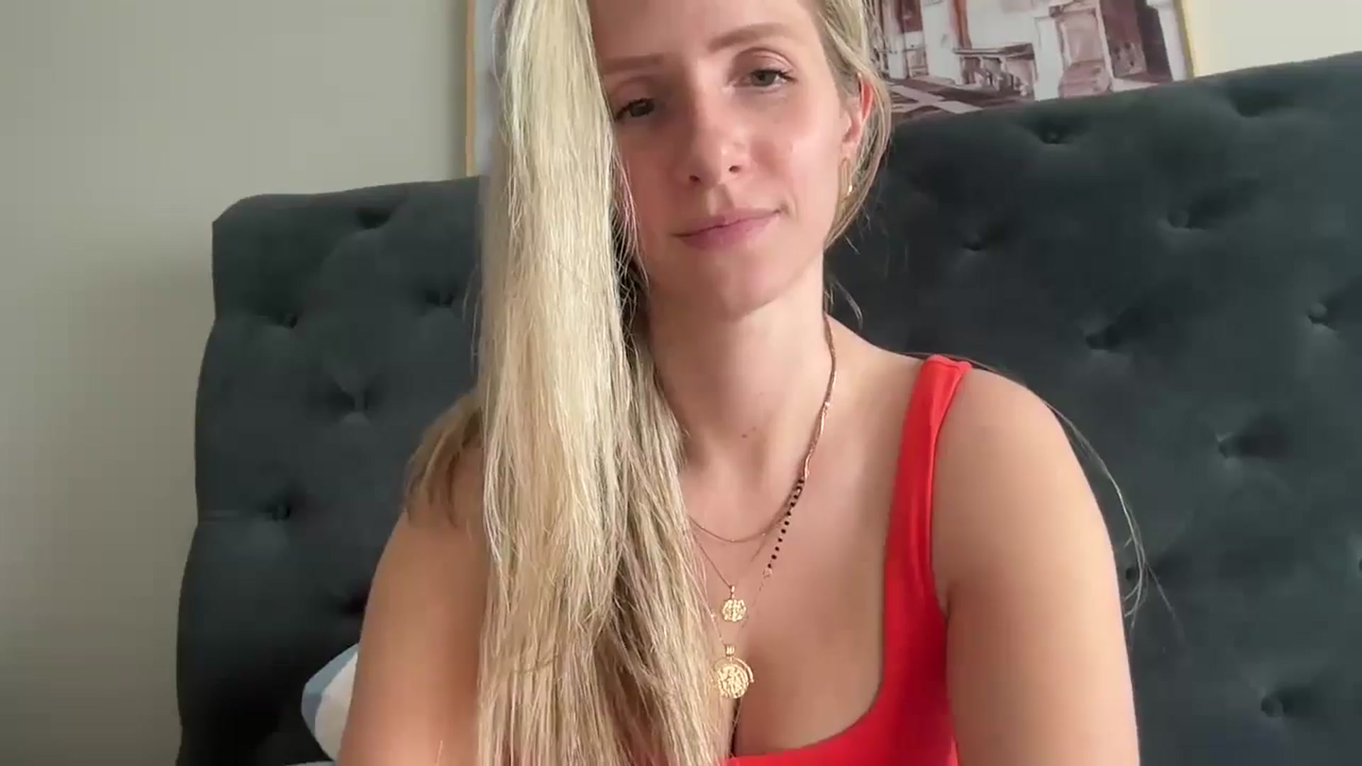 Gallery image thumbnail from Lucylux1's myfreecams stream on, 06/17/2024, 19:01 image 16 of 20