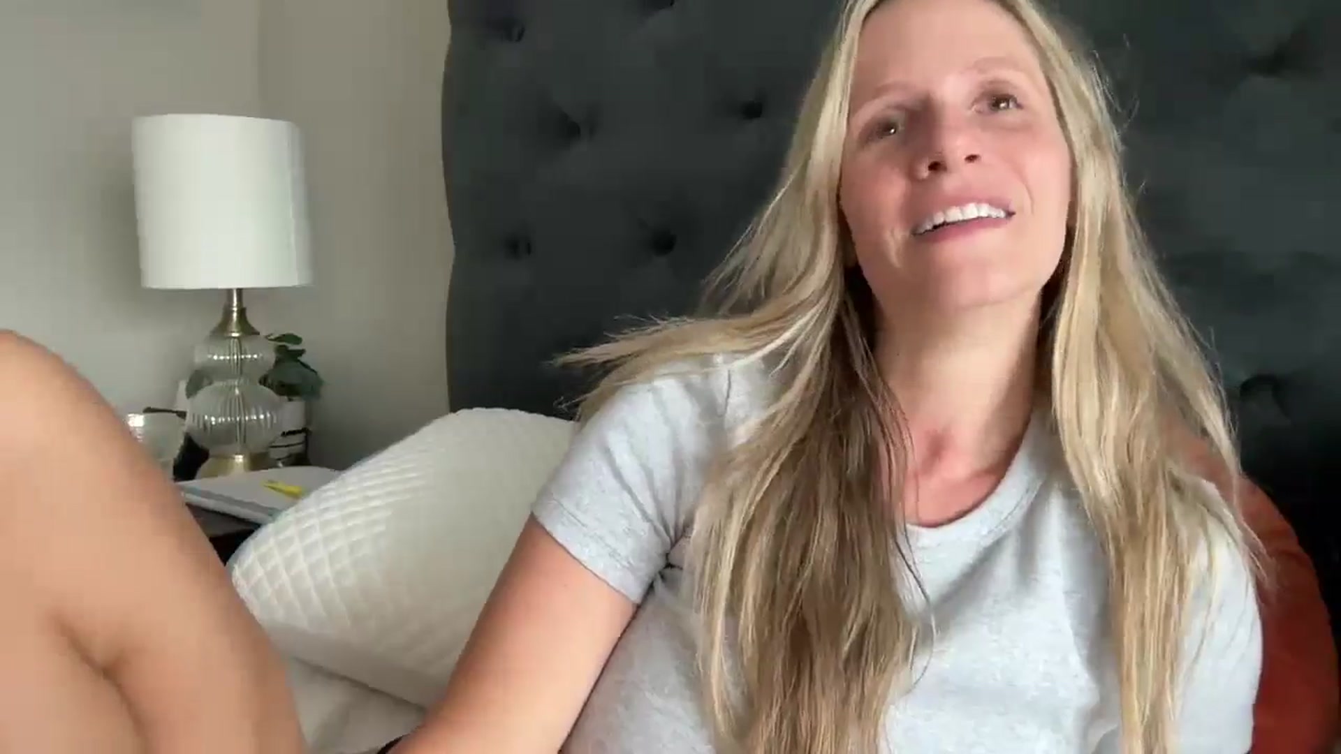 Gallery image thumbnail from Lucylux1's myfreecams stream on, 06/24/2024, 20:23 image 8 of 20