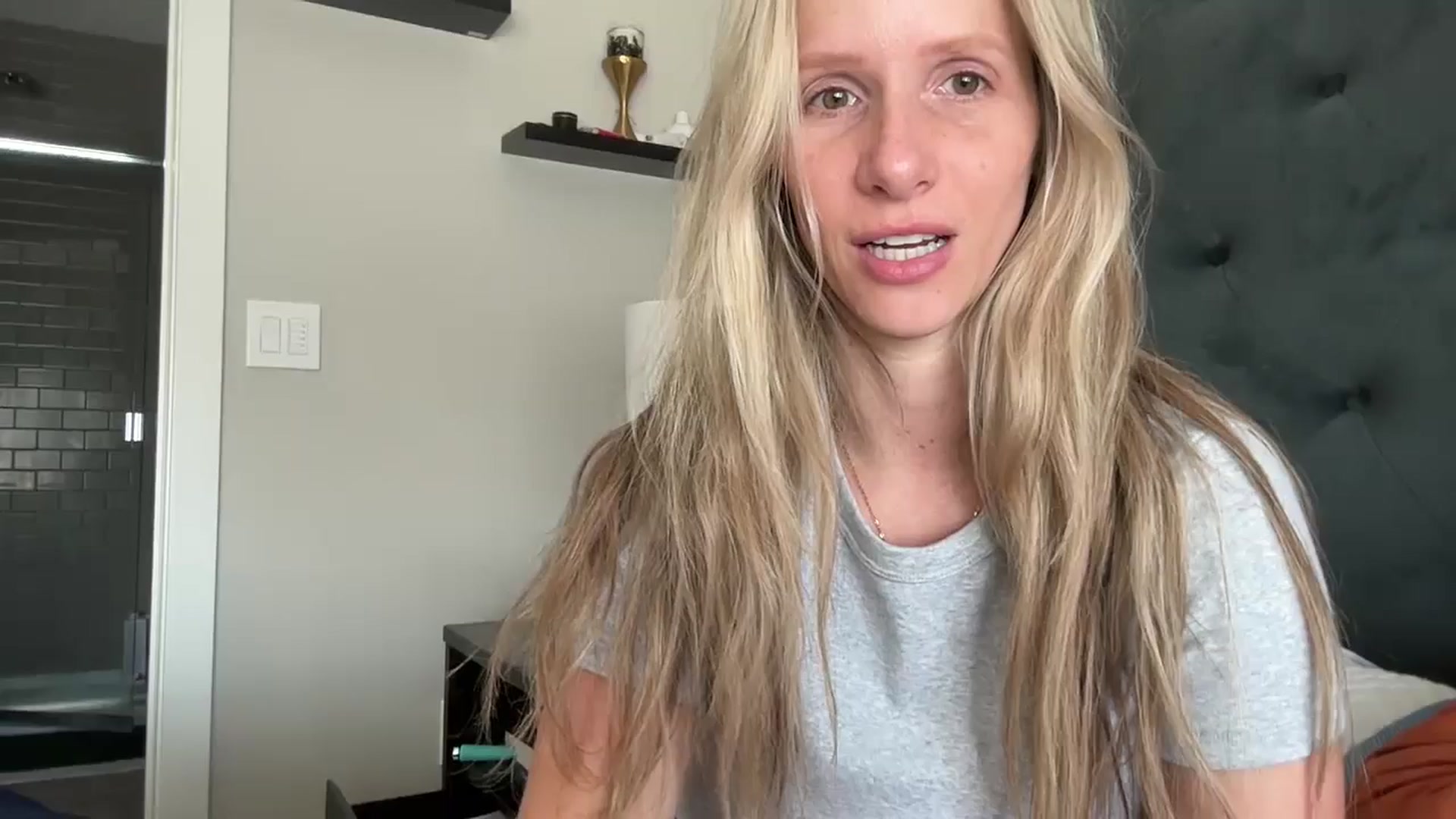 Gallery image thumbnail from Lucylux1's myfreecams stream on, 06/24/2024, 20:23 image 1 of 20
