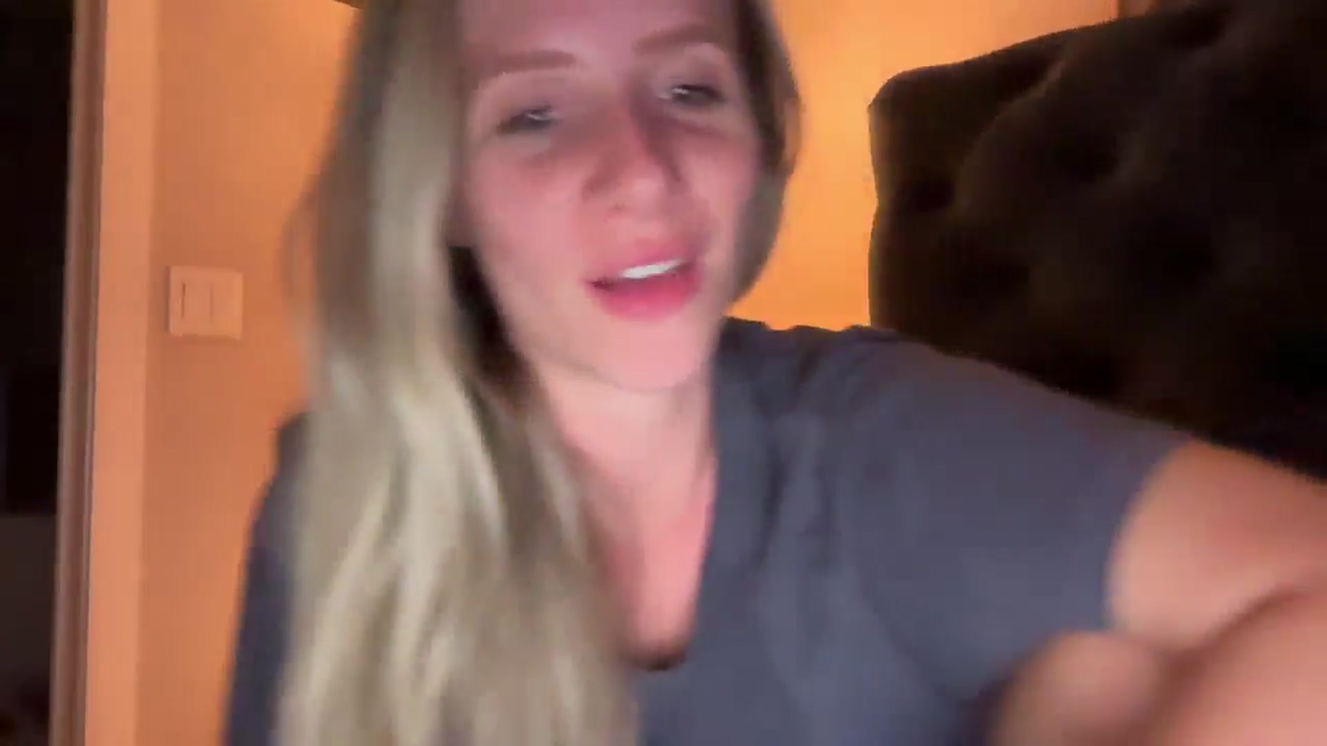 Gallery image thumbnail from Lucylux1's myfreecams stream on, 07/30/2024, 03:31 image 12 of 20