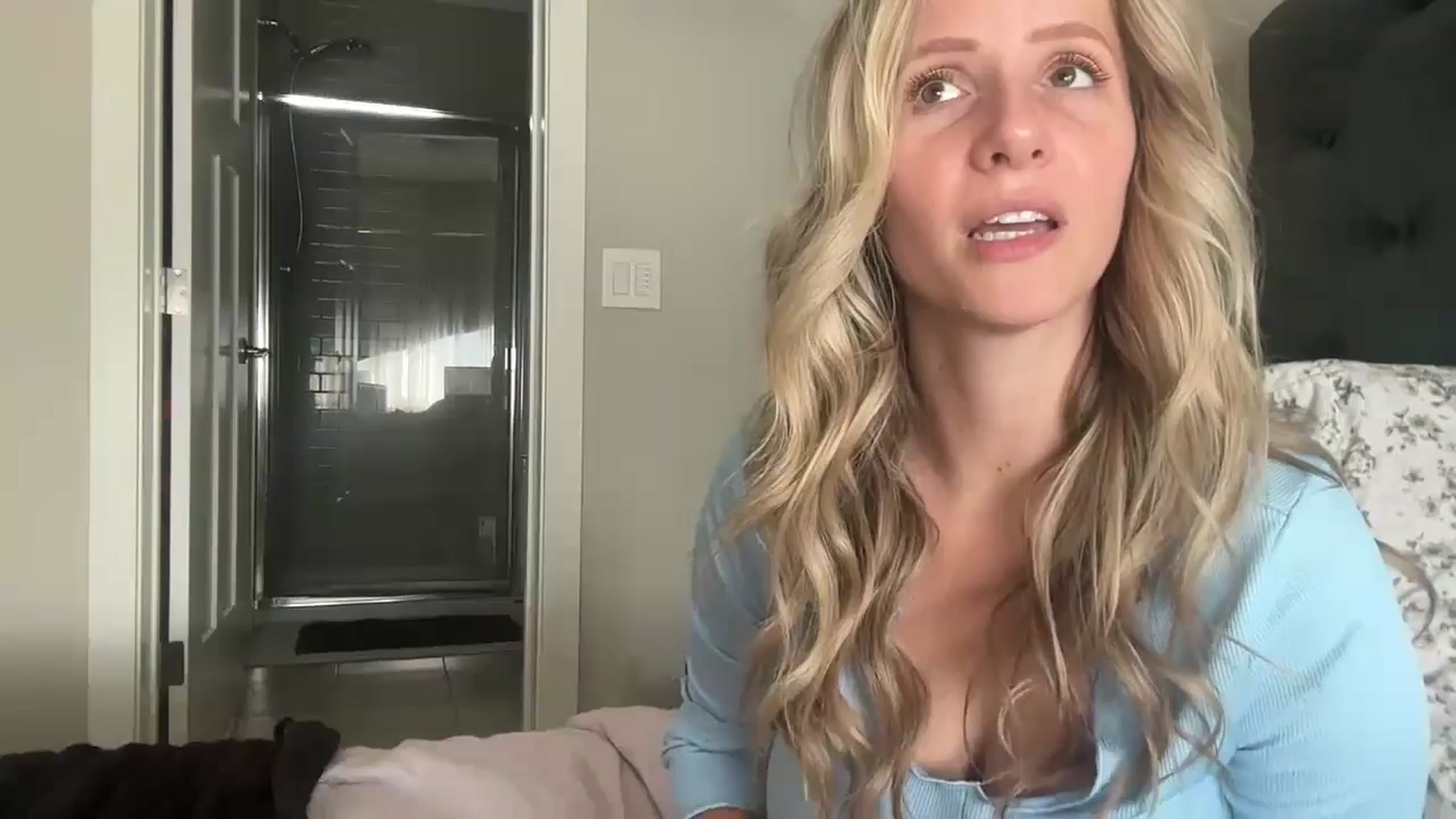 Gallery image thumbnail from Lucylux1's myfreecams stream on, 08/09/2024, 17:55 image 1 of 20