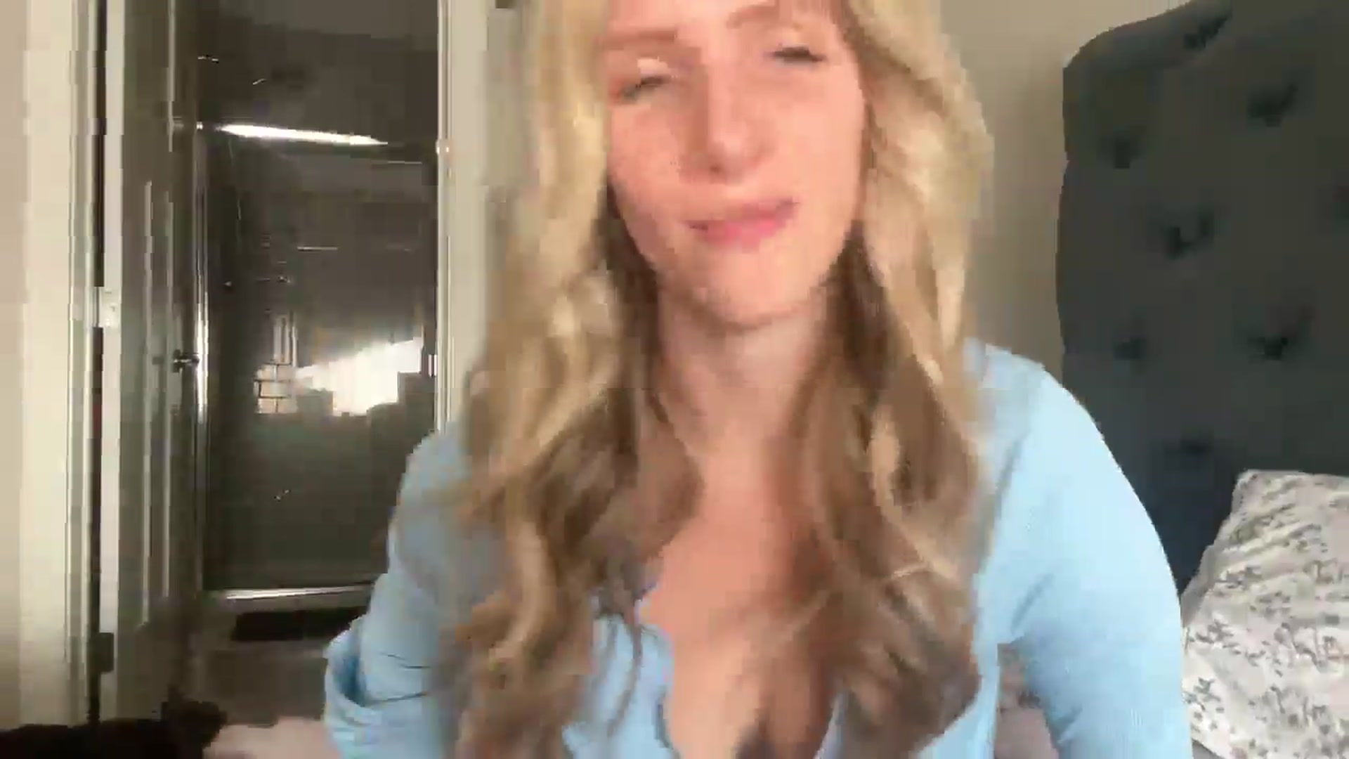 Gallery image thumbnail from Lucylux1's myfreecams stream on, 08/09/2024, 17:55 image 3 of 20