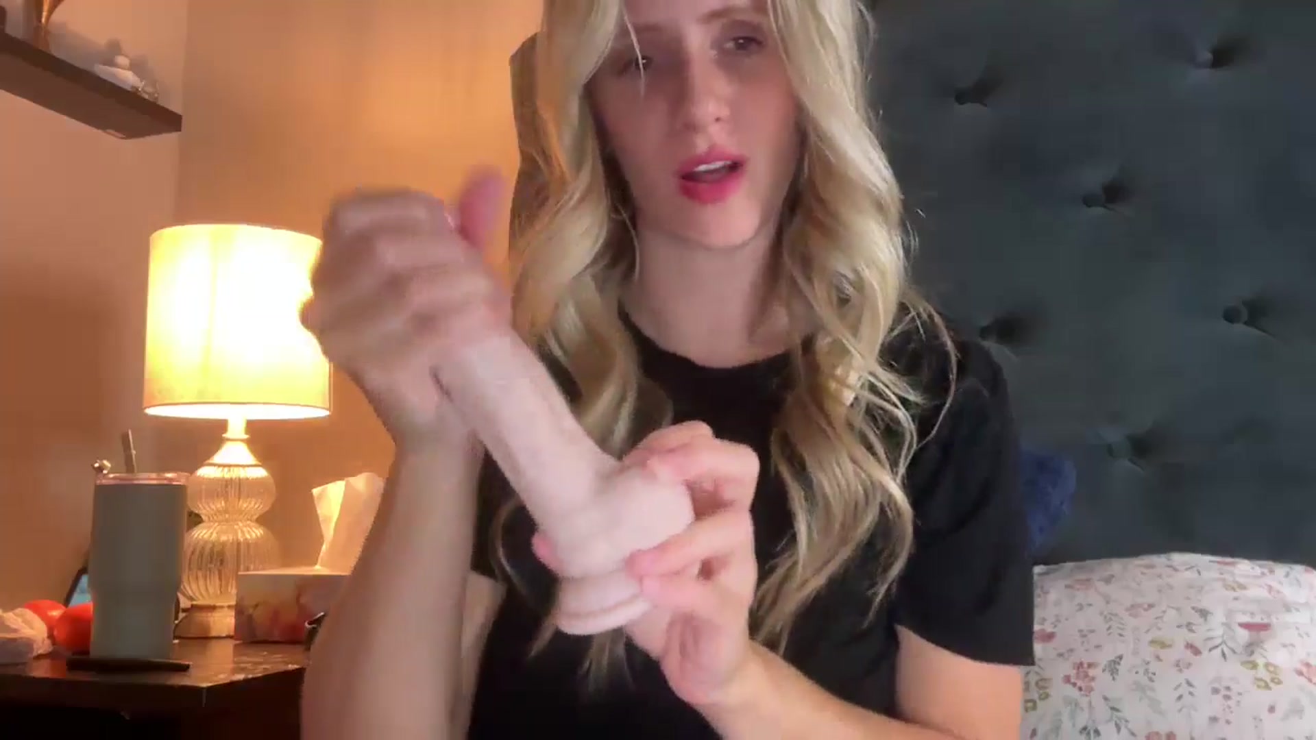 Gallery image thumbnail from Lucylux1's myfreecams stream on, 08/28/2024, 03:06 image 17 of 20
