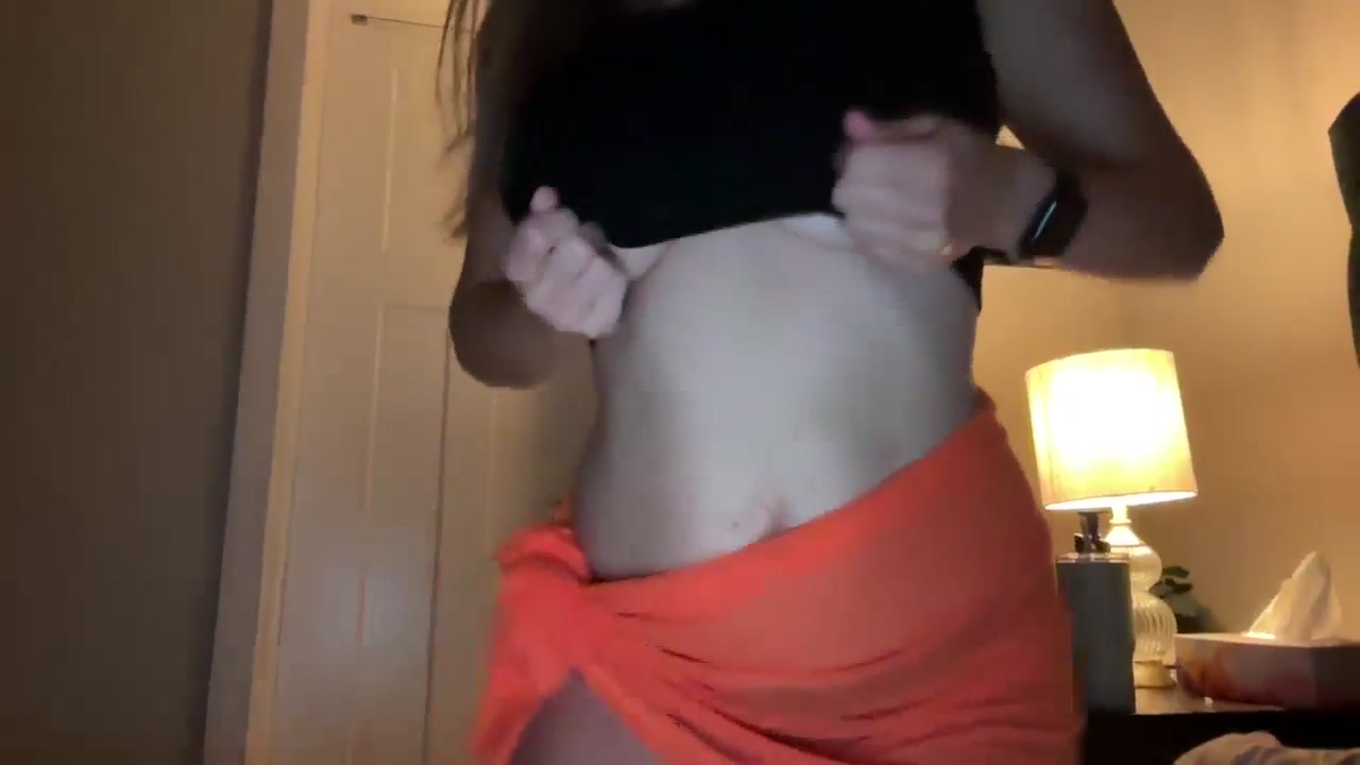 Gallery image thumbnail from Lucylux1's myfreecams stream on, 09/09/2024, 03:16 image 2 of 20