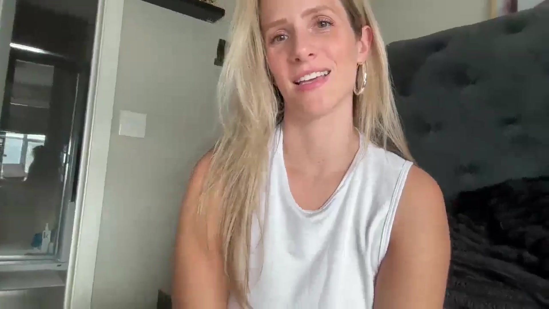 Gallery image thumbnail from Lucylux1's myfreecams stream on, 10/28/2024, 19:38 image 20 of 20
