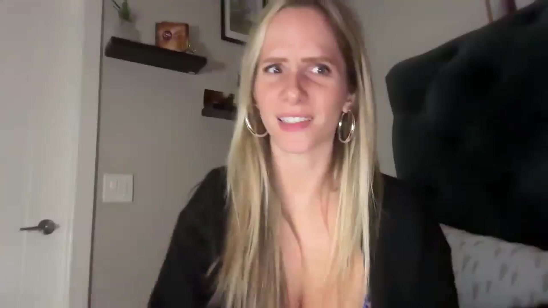 Gallery image thumbnail from Lucylux1's myfreecams stream on, 11/11/2024, 03:29 image 12 of 20