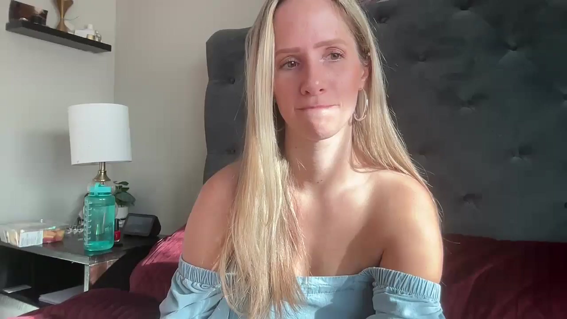 Gallery image thumbnail from Lucylux1's myfreecams stream on, 11/11/2024, 19:01 image 17 of 20