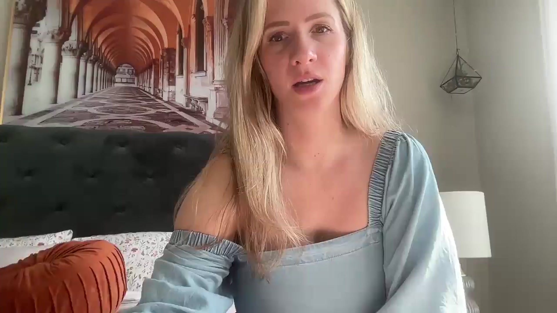 Gallery image thumbnail from Lucylux1's myfreecams stream on, 03/10/2025, 18:14 image 18 of 20