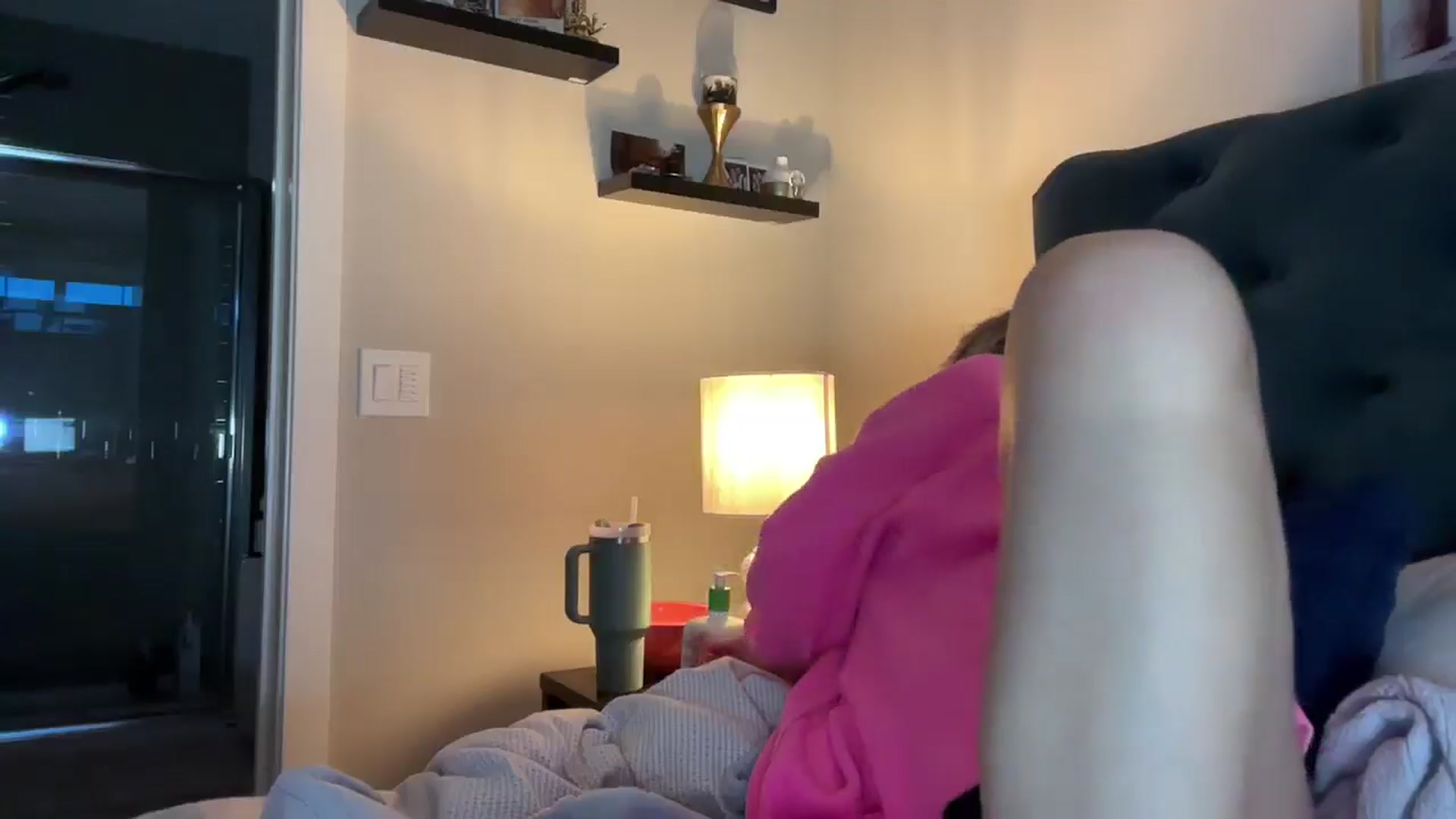 Gallery image thumbnail from Lucylux1's myfreecams stream on, 03/14/2025, 01:35 image 9 of 20