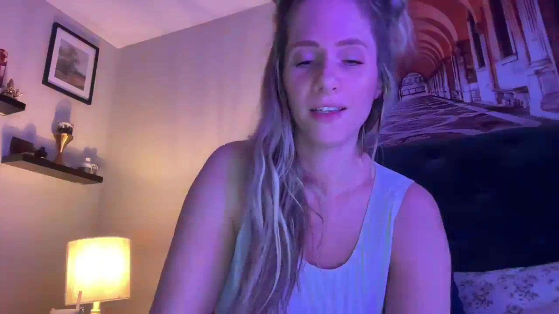 Gallery image thumbnail from Lucylux1's myfreecams stream on, 03/28/2025, 01:22 image 3 of 20