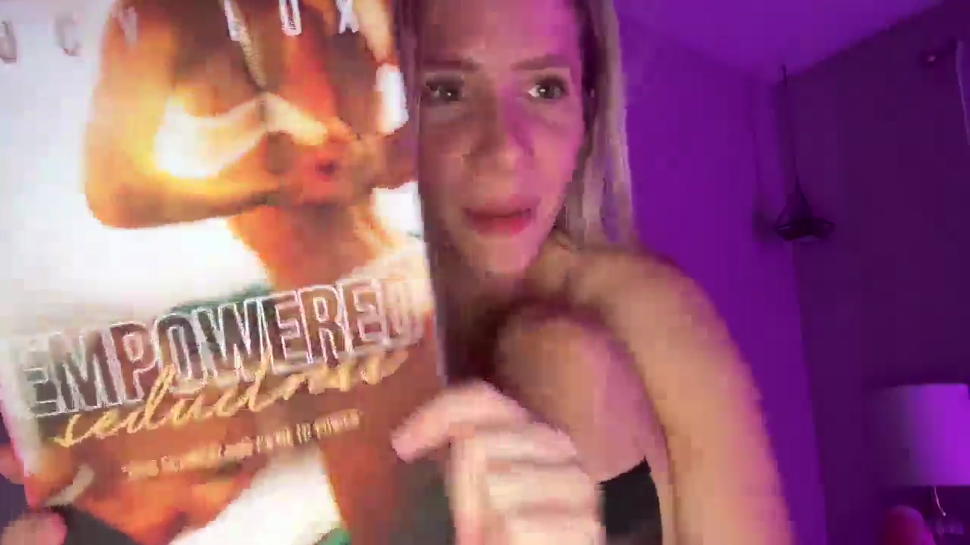 Gallery image thumbnail from Lucylux1's myfreecams stream on, 04/07/2025, 04:52 image 18 of 20