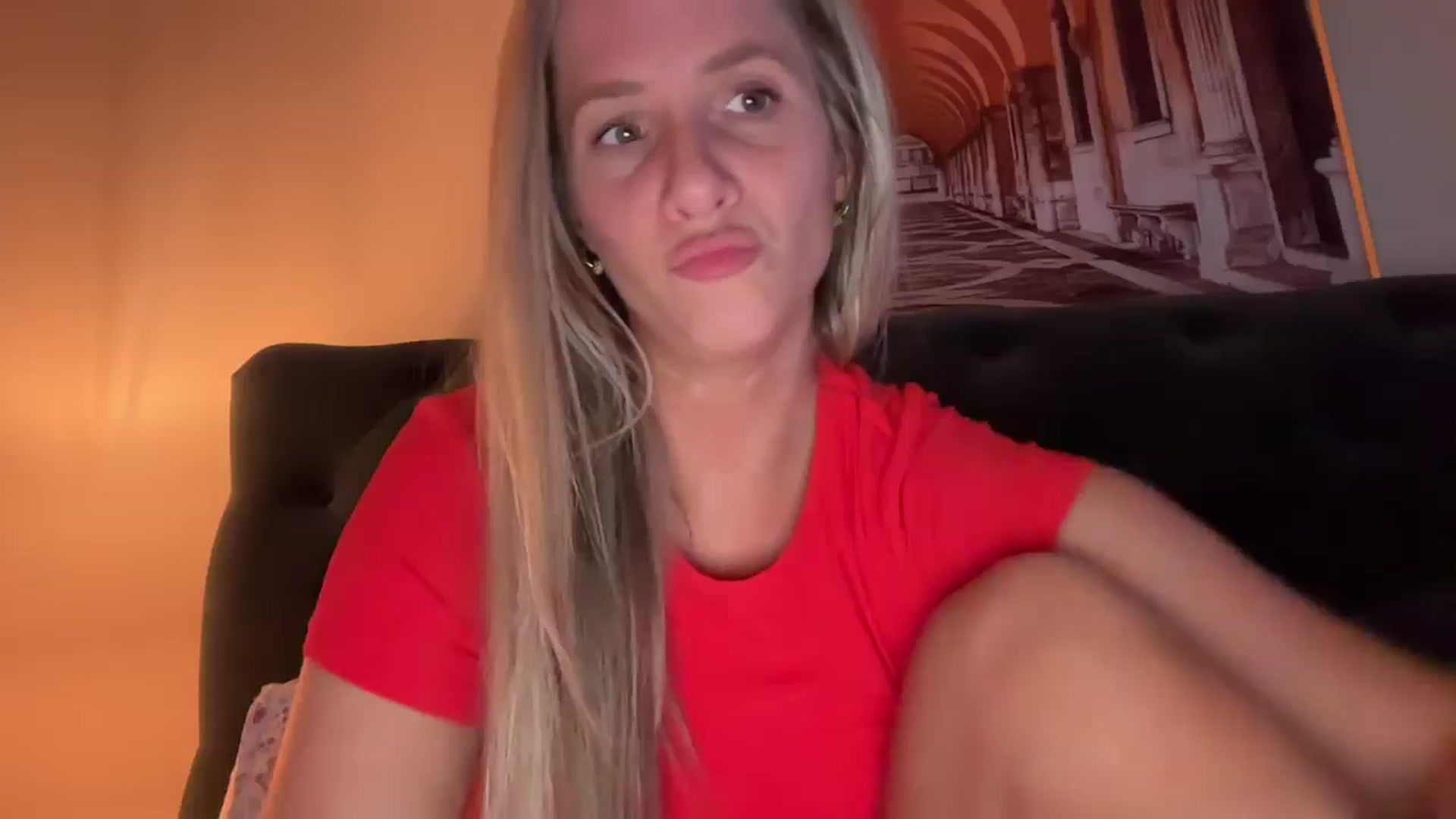 Gallery image thumbnail from Lucylux1's myfreecams stream on, 05/05/2025, 03:33 image 1 of 20