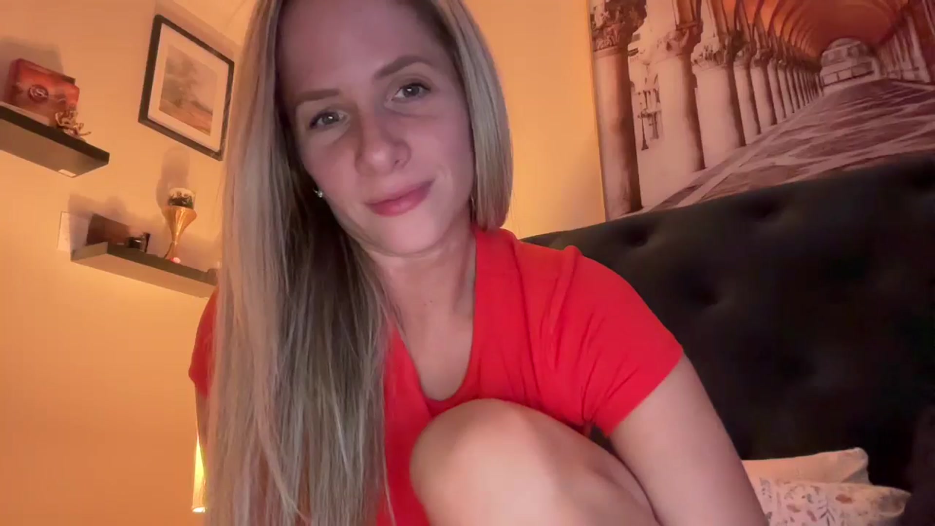 Gallery image thumbnail from Lucylux1's myfreecams stream on, 05/05/2025, 03:33 image 5 of 20