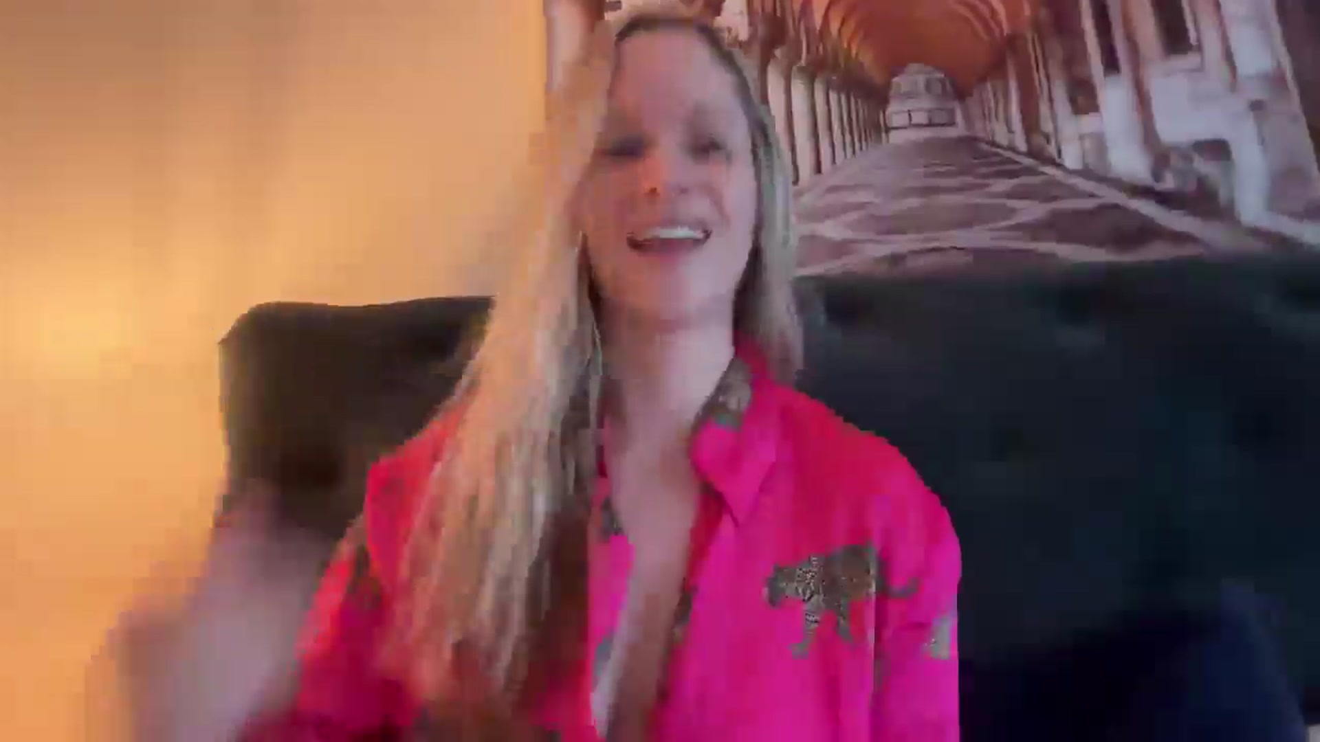 Gallery image thumbnail from Lucylux1's myfreecams stream on, 05/19/2025, 03:18 image 2 of 20