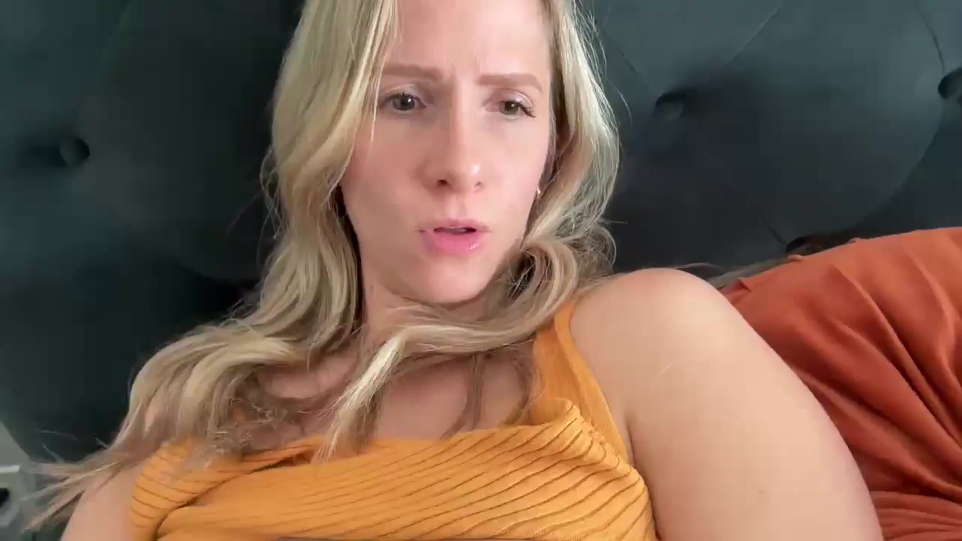 Gallery image thumbnail from Lucylux1's myfreecams stream on, 05/27/2025, 16:59 image 18 of 20