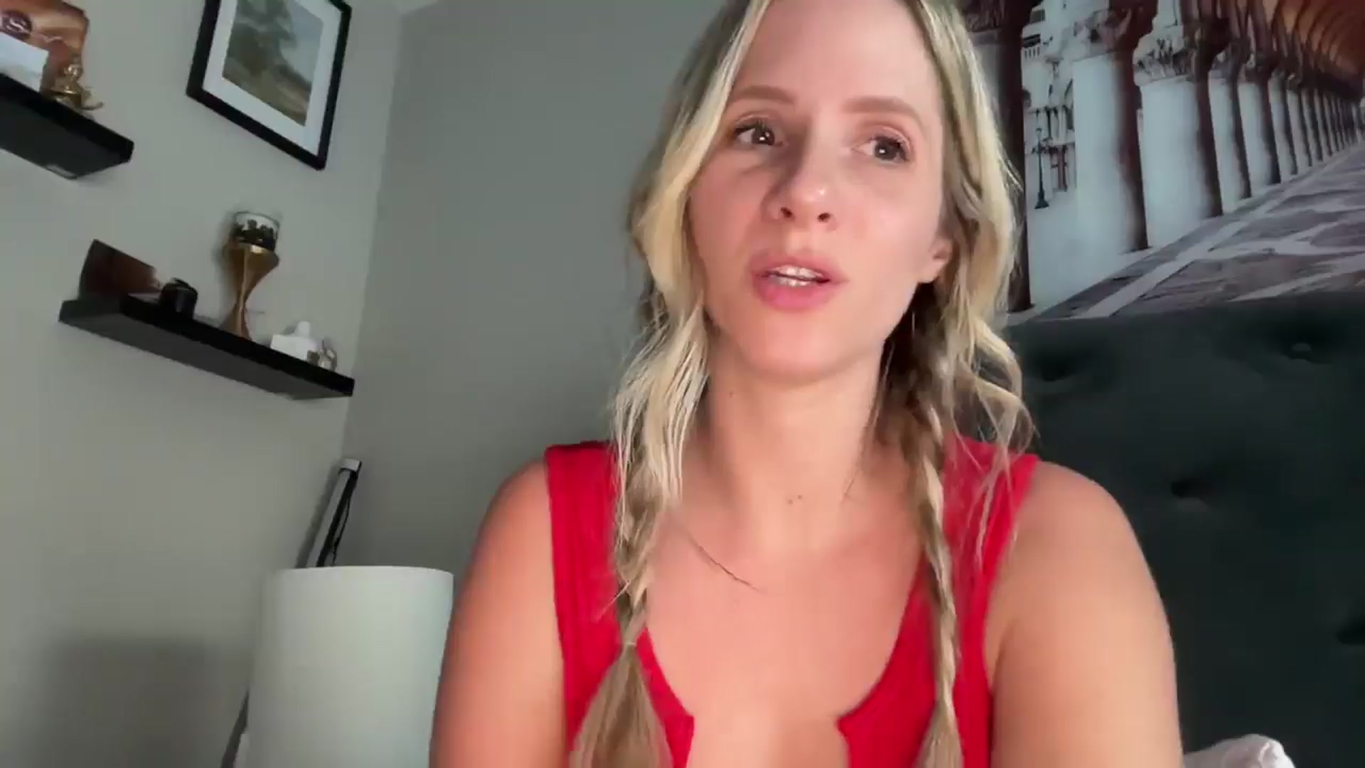 Gallery image thumbnail from Lucylux1's myfreecams stream on, 06/17/2025, 03:31 image 11 of 20
