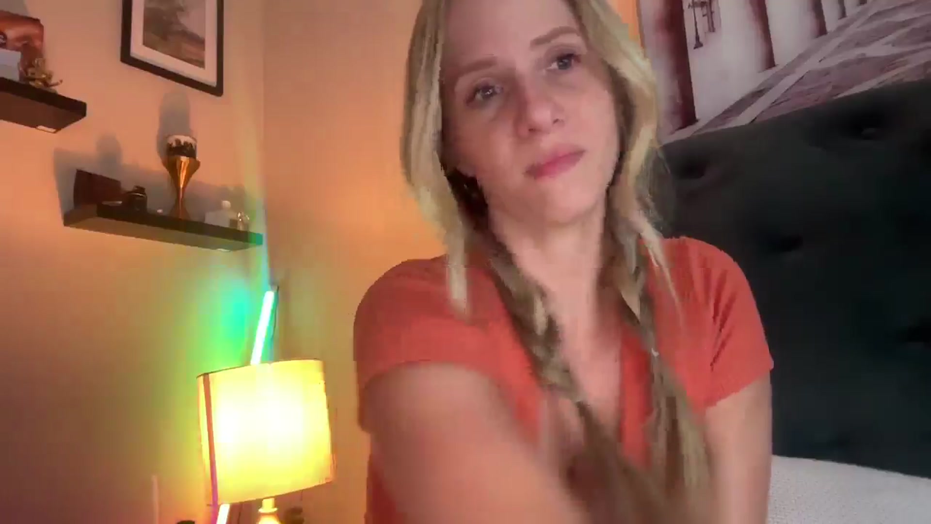 Gallery image thumbnail from Lucylux1's myfreecams stream on, 06/18/2025, 02:20 image 7 of 20