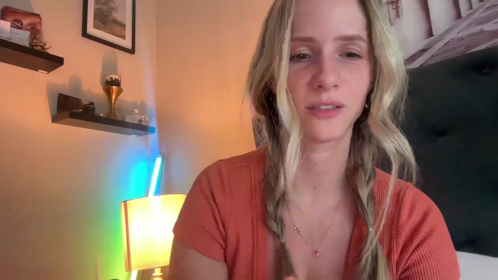 Gallery image thumbnail from Lucylux1's myfreecams stream on, 06/18/2025, 02:20 image 5 of 20