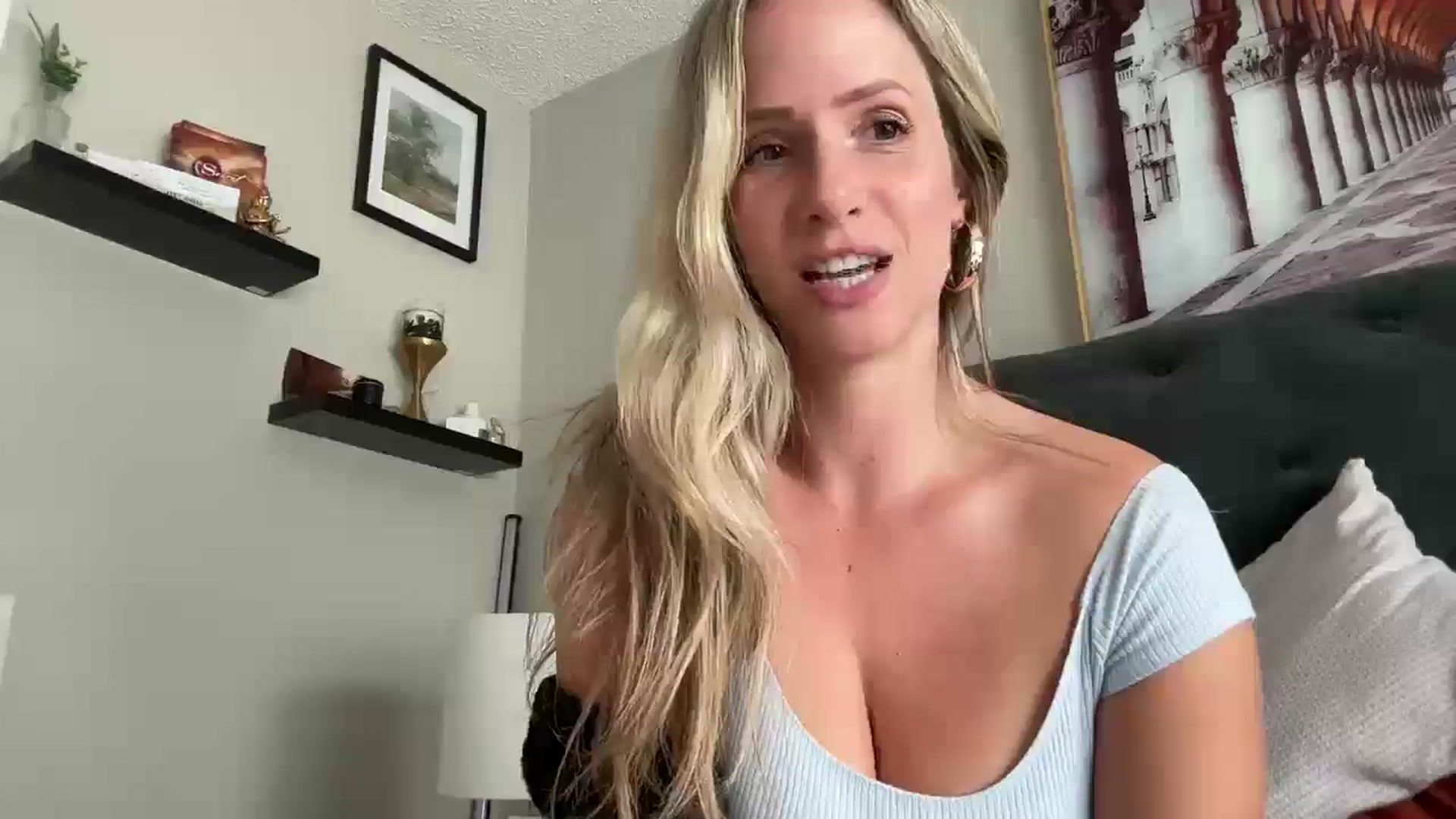 Gallery image thumbnail from Lucylux1's myfreecams stream on, 07/21/2025, 20:25 image 13 of 20