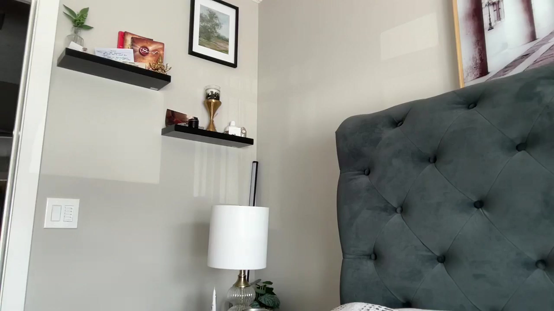 Gallery image thumbnail from Lucylux1's myfreecams stream on, 08/13/2025, 21:46 image 9 of 20