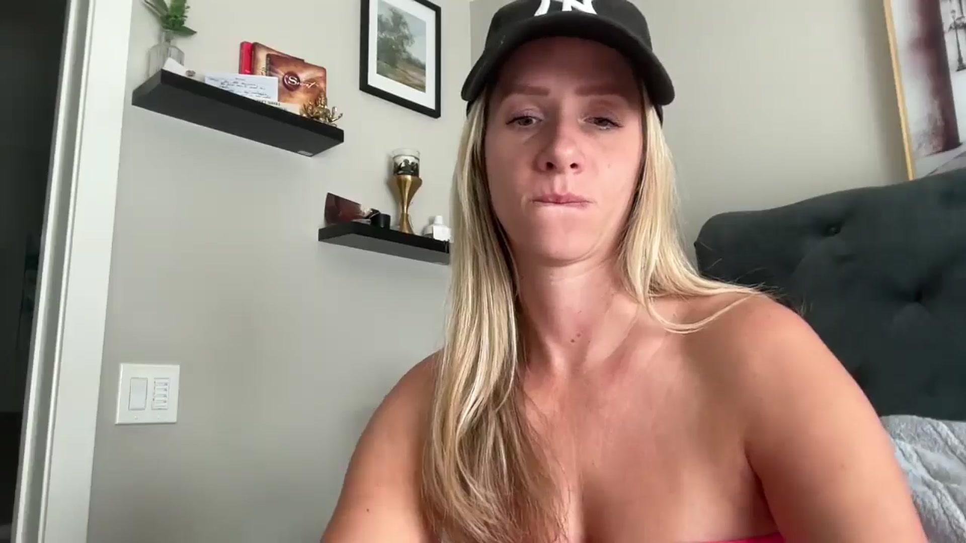 Gallery image thumbnail from Lucylux1's myfreecams stream on, 08/18/2025, 17:50 image 19 of 20