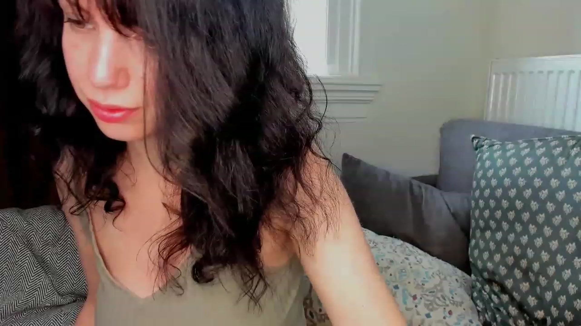 Gallery image thumbnail from Lucysummer's myfreecams stream on, 06/02/2023, 10:42 image 18 of 20