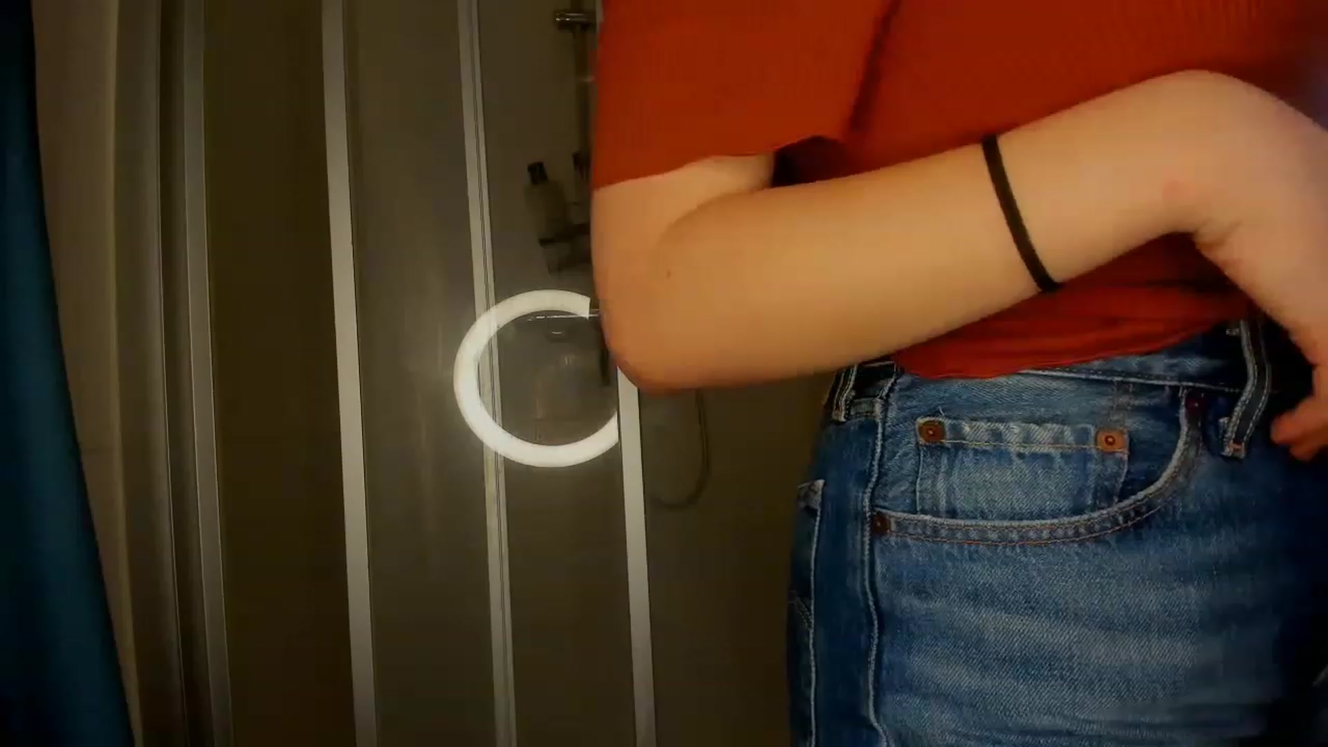 Gallery image thumbnail from Lucysummer's myfreecams stream on, 06/09/2023, 15:11 image 15 of 20