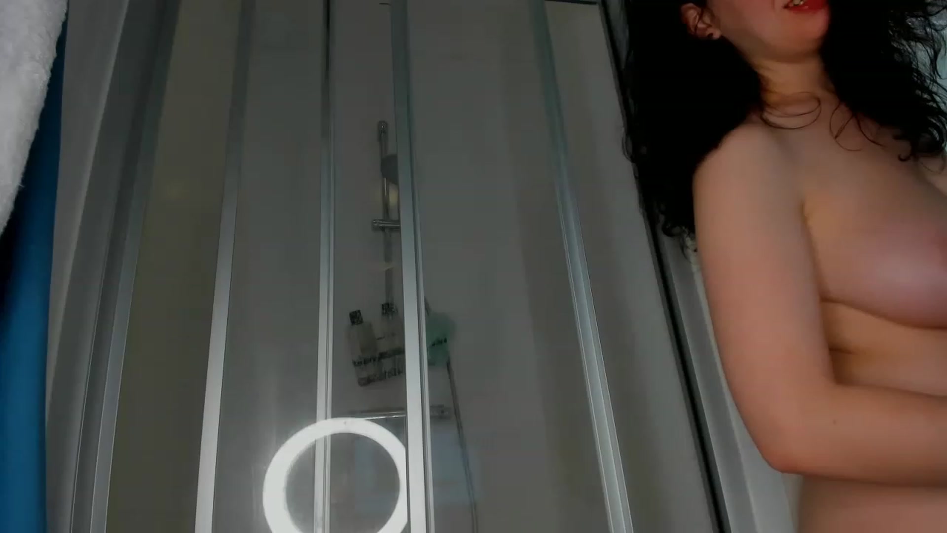 Gallery image thumbnail from Lucysummer's myfreecams stream on, 06/09/2023, 15:11 image 5 of 20