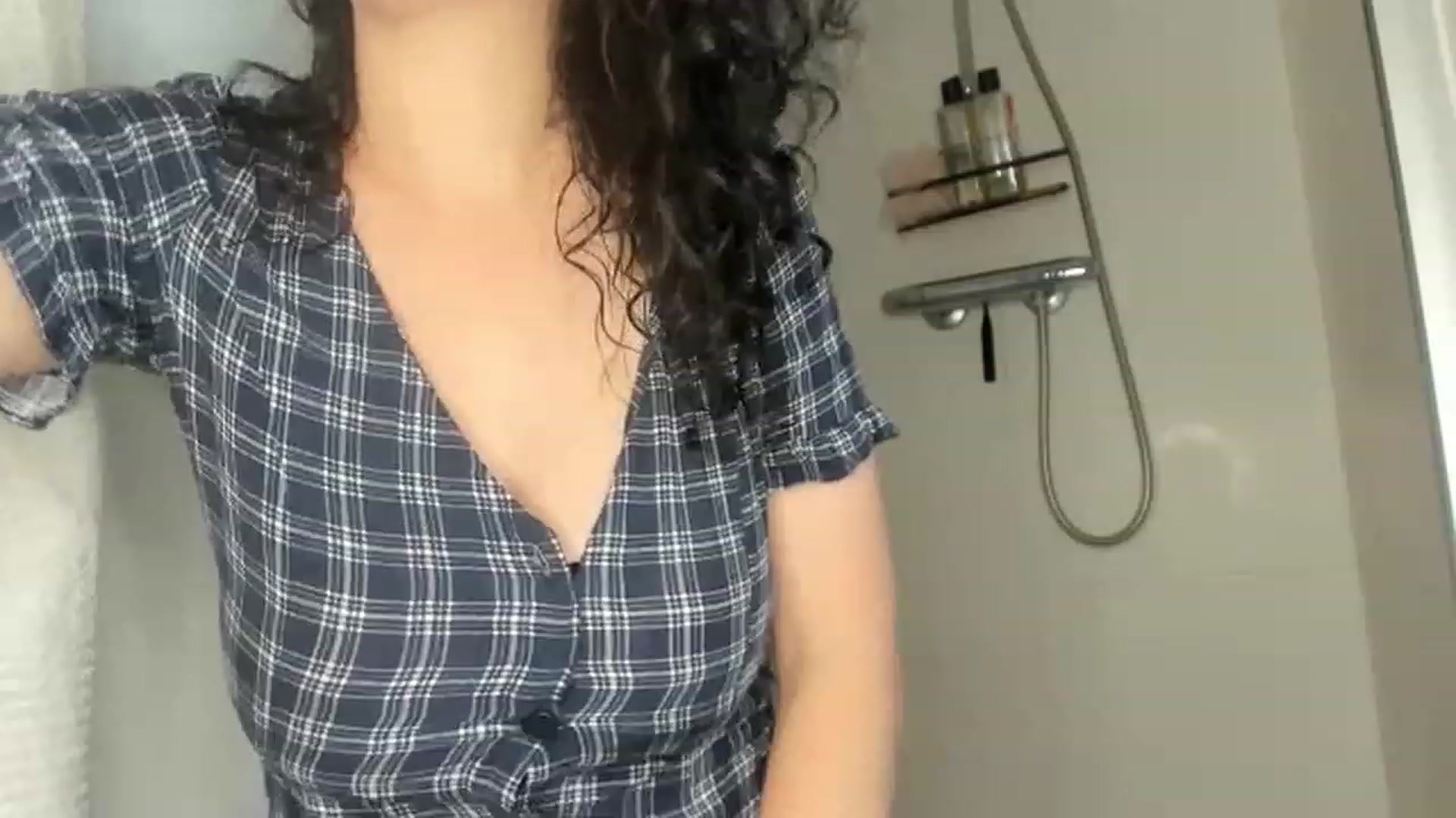 Gallery image thumbnail from Lucysummer's myfreecams stream on, 06/12/2023, 11:51 image 12 of 20