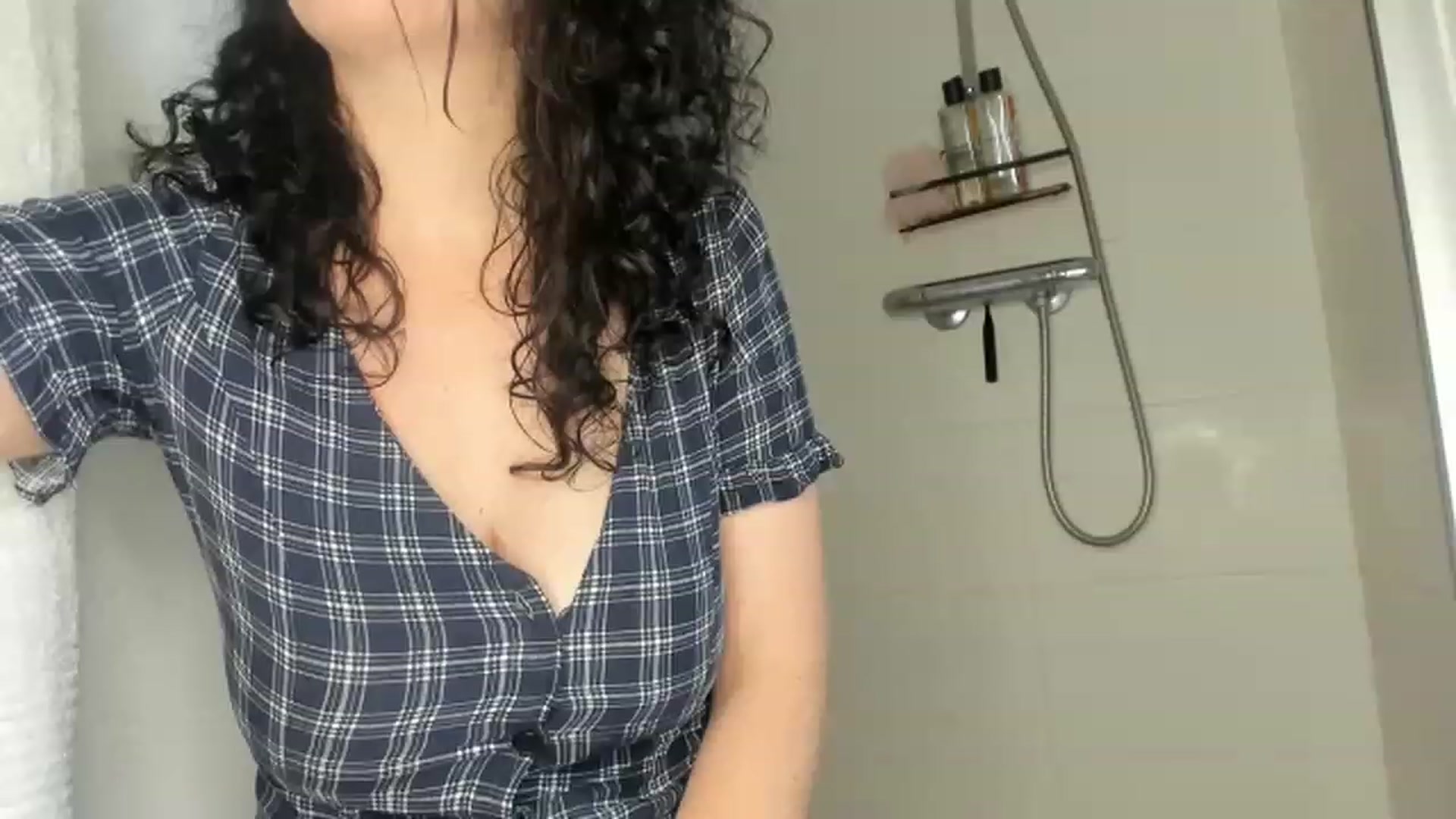 Gallery image thumbnail from Lucysummer's myfreecams stream on, 06/12/2023, 11:51 image 11 of 20