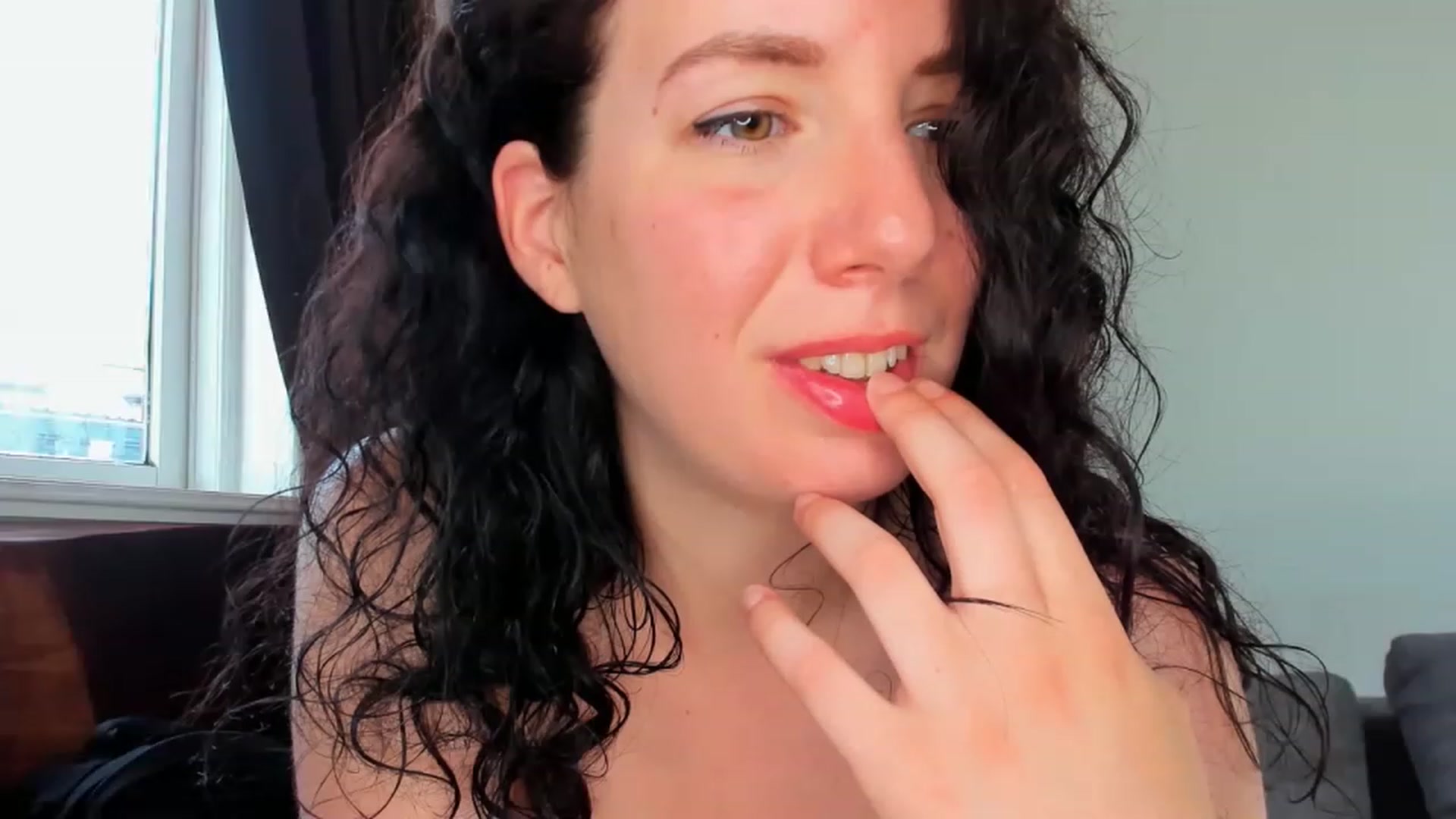 Gallery image thumbnail from Lucysummer's myfreecams stream on, 06/26/2023, 10:59 image 12 of 20