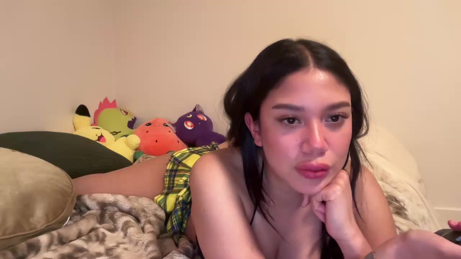 Gallery image thumbnail from Lucyy_fer's myfreecams stream on, 01/18/2026, 03:28 image 18 of 20