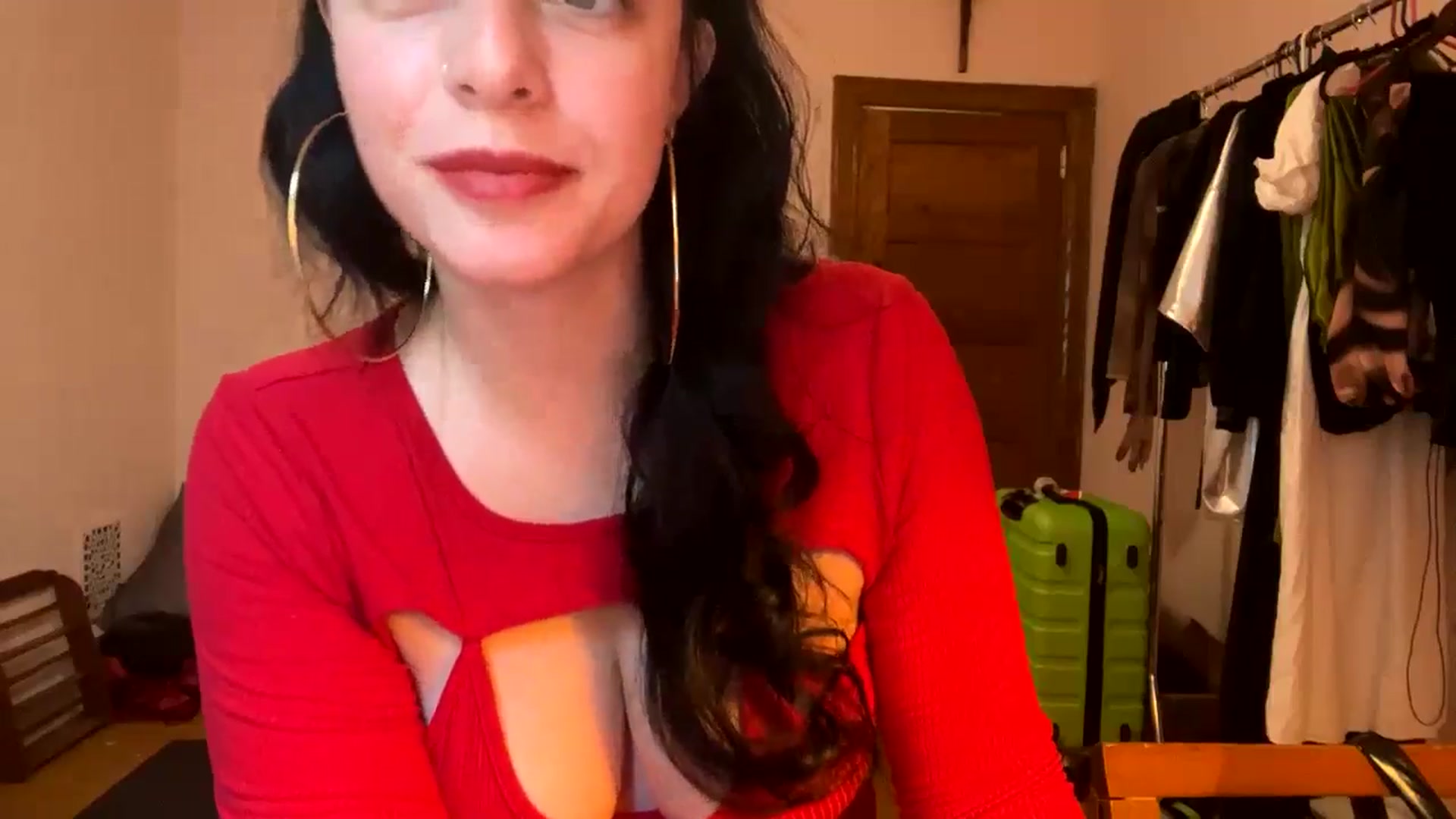 Gallery image thumbnail from LuisaThorneX's myfreecams stream on, 05/20/2024, 23:23 image 4 of 20