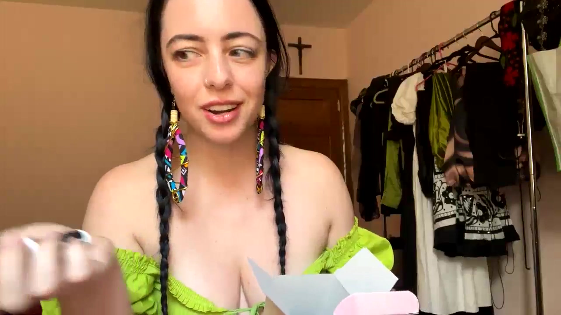 Gallery image thumbnail from LuisaThorneX's myfreecams stream on, 06/17/2024, 21:47 image 2 of 20
