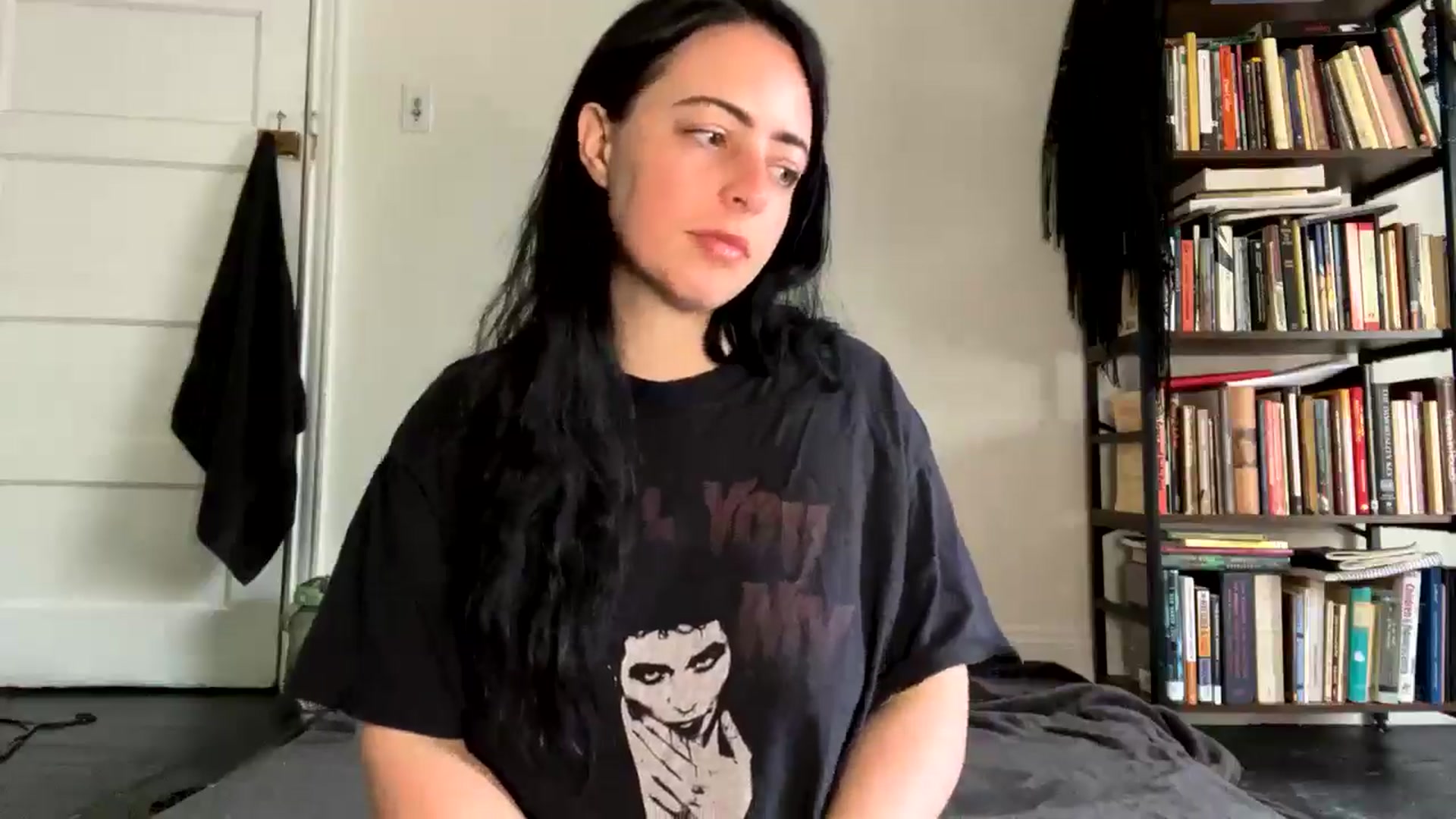 Gallery image thumbnail from LuisaThorneX's myfreecams stream on, 05/02/2025, 12:36 image 17 of 20