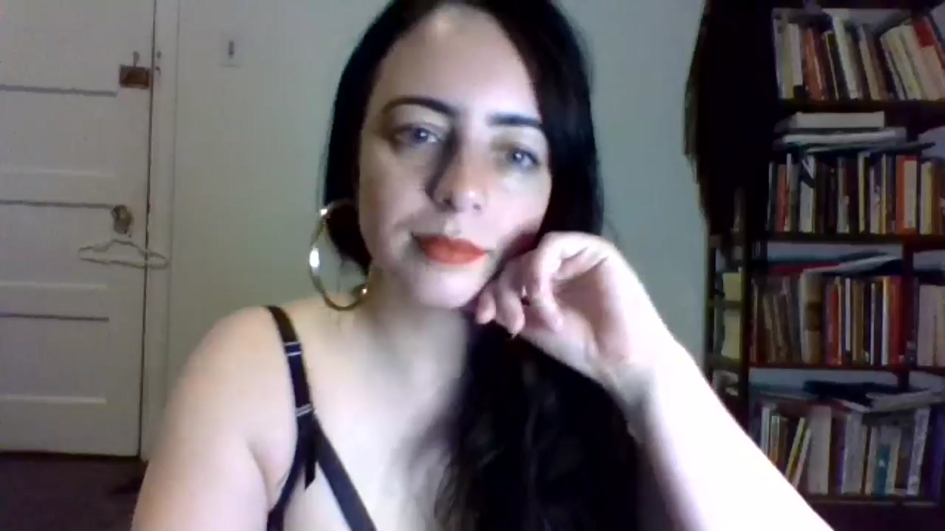 Gallery image thumbnail from LuisaThorneX's myfreecams stream on, 05/05/2025, 01:31 image 2 of 20