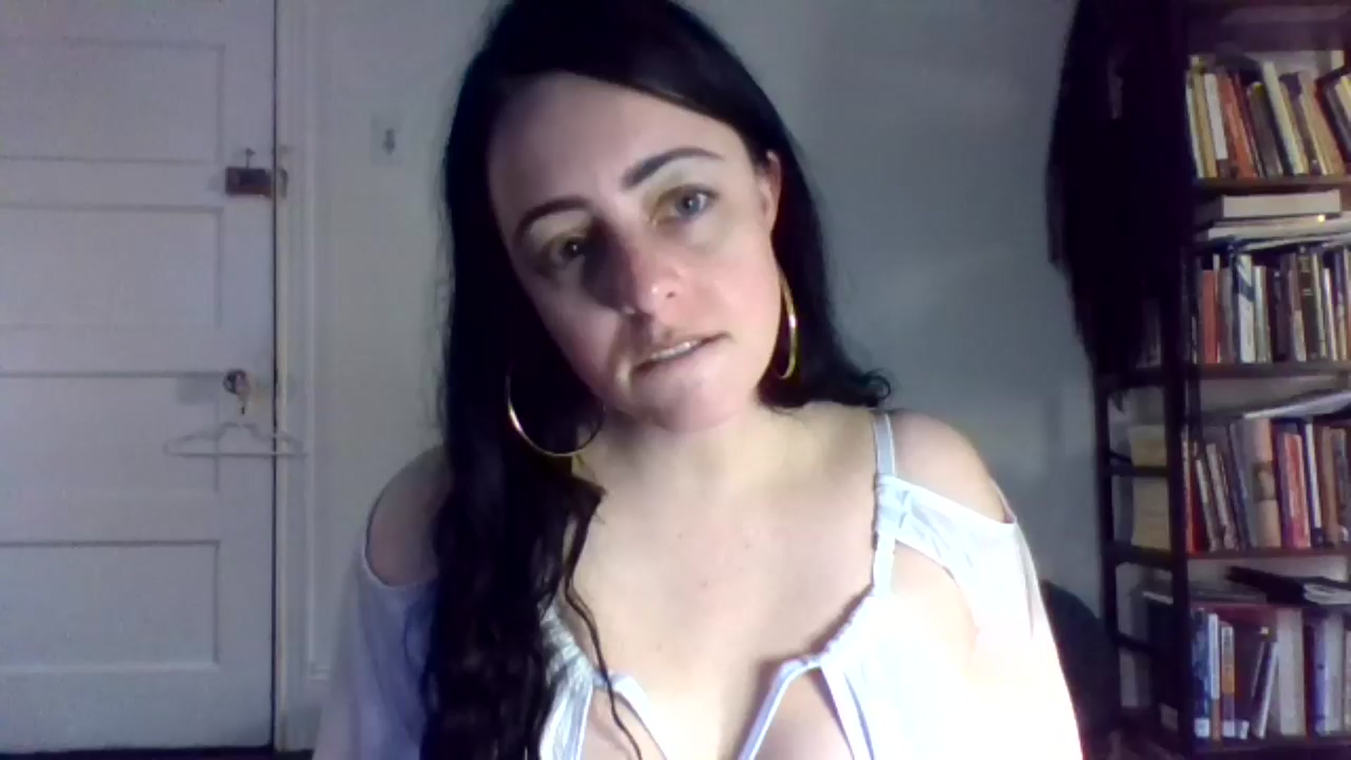 Gallery image thumbnail from LuisaThorneX's myfreecams stream on, 05/07/2025, 23:52 image 10 of 20