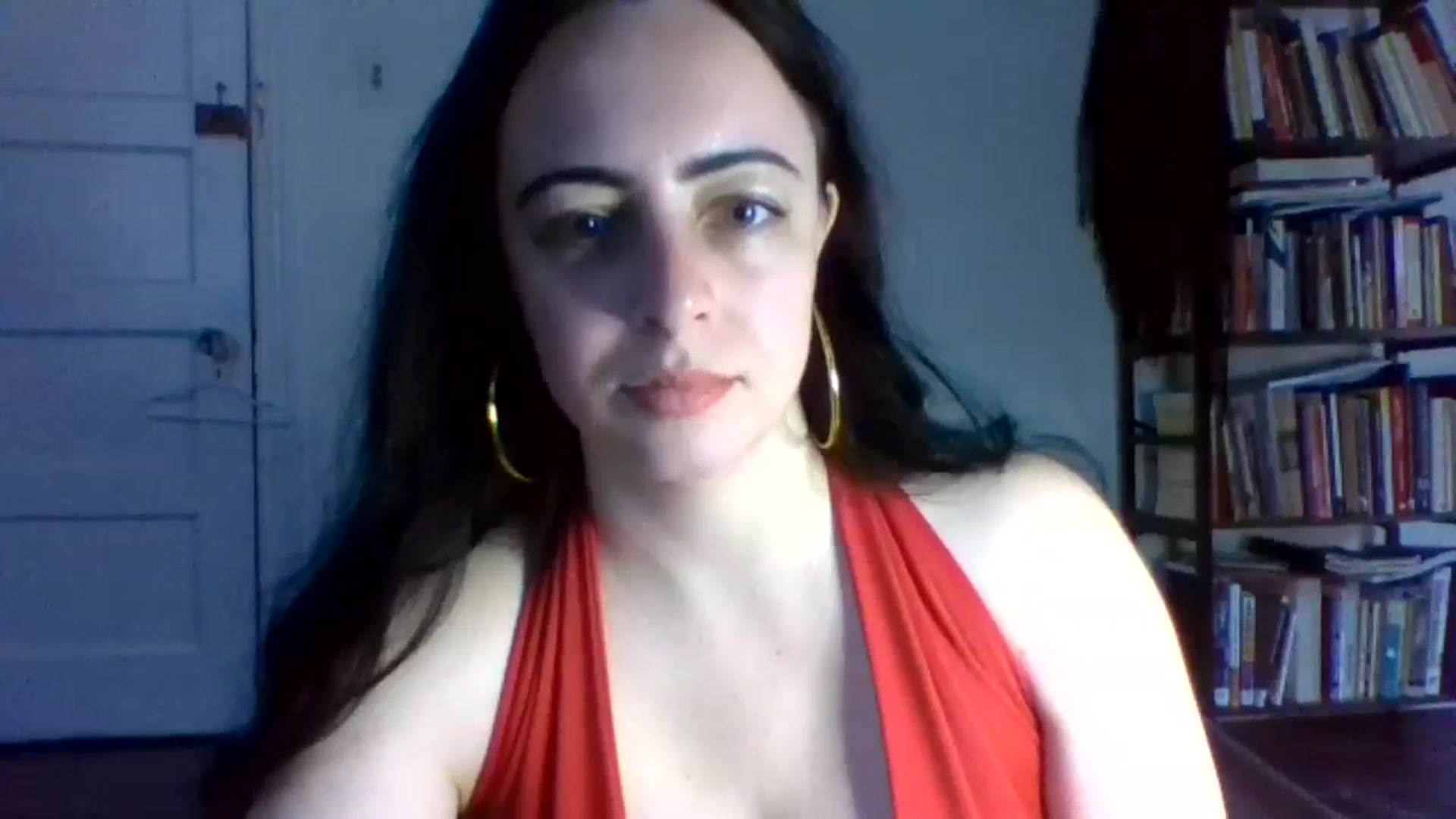 Gallery image thumbnail from LuisaThorneX's myfreecams stream on, 05/13/2025, 11:24 image 8 of 20