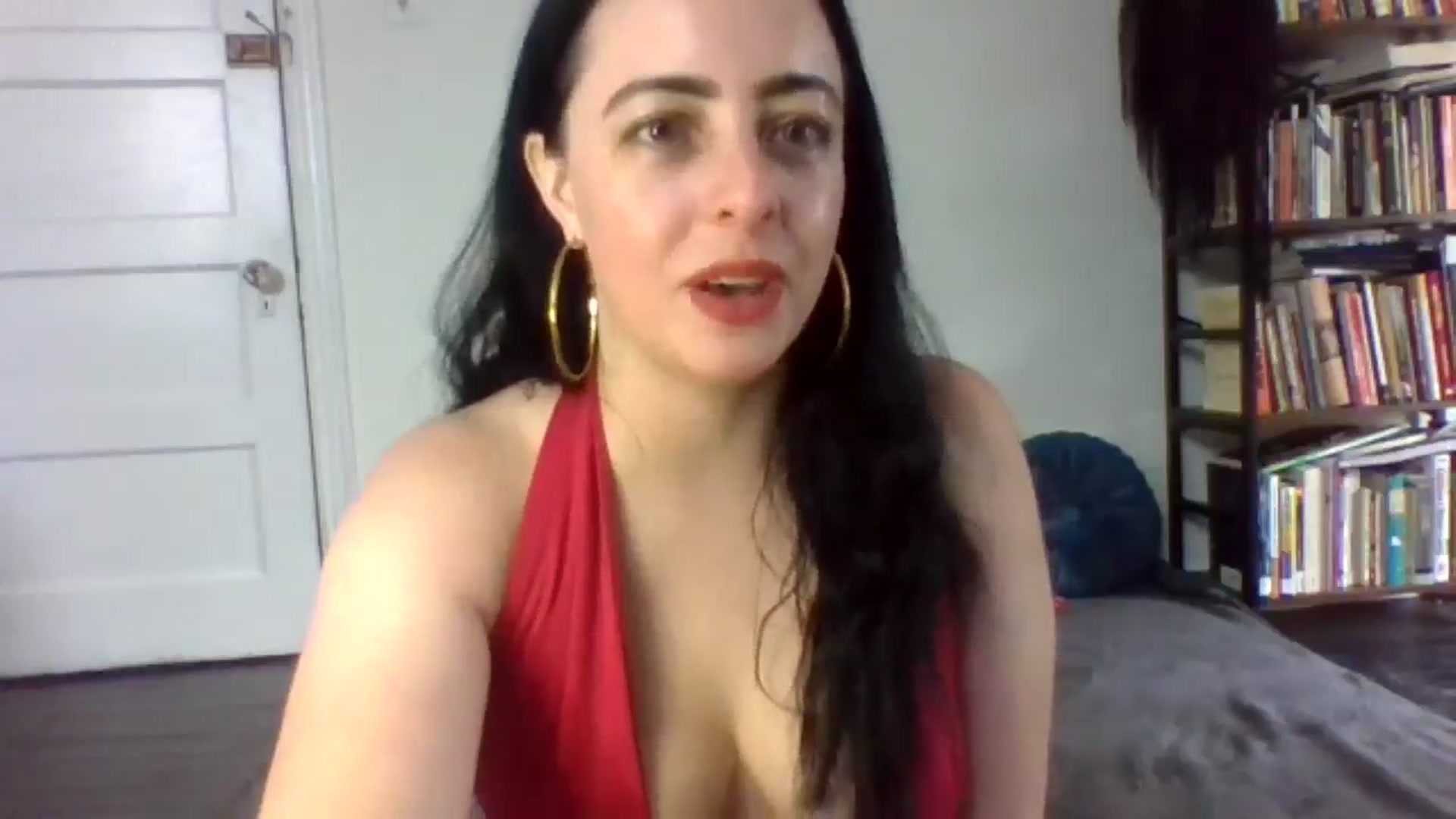 Gallery image thumbnail from LuisaThorneX's myfreecams stream on, 06/01/2025, 19:35 image 6 of 20