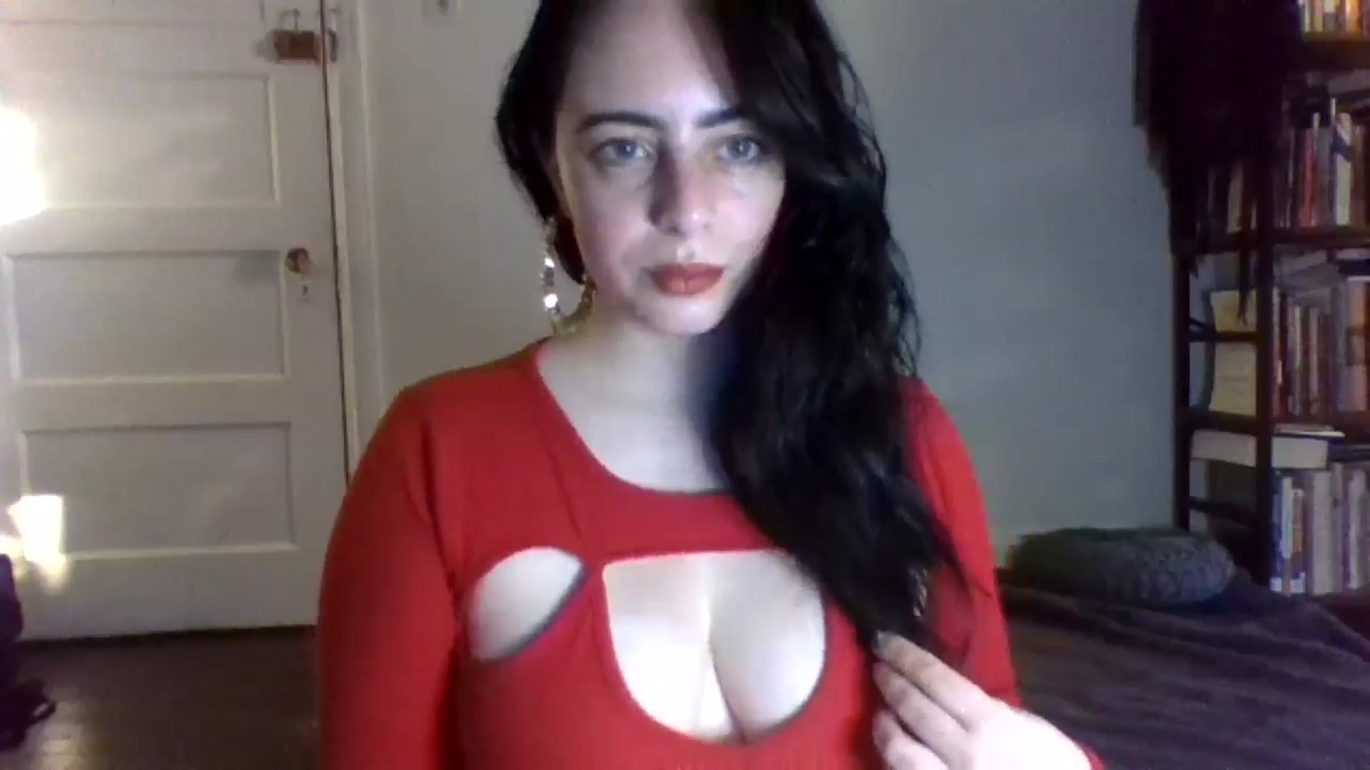 Gallery image thumbnail from LuisaThorneX's myfreecams stream on, 07/07/2025, 24:13 image 2 of 20