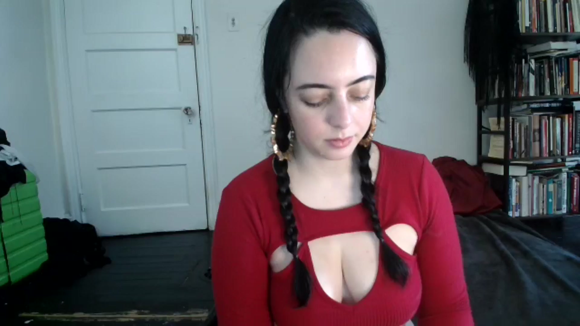 Gallery image thumbnail from LuisaThorneX's myfreecams stream on, 07/09/2025, 12:56 image 15 of 20