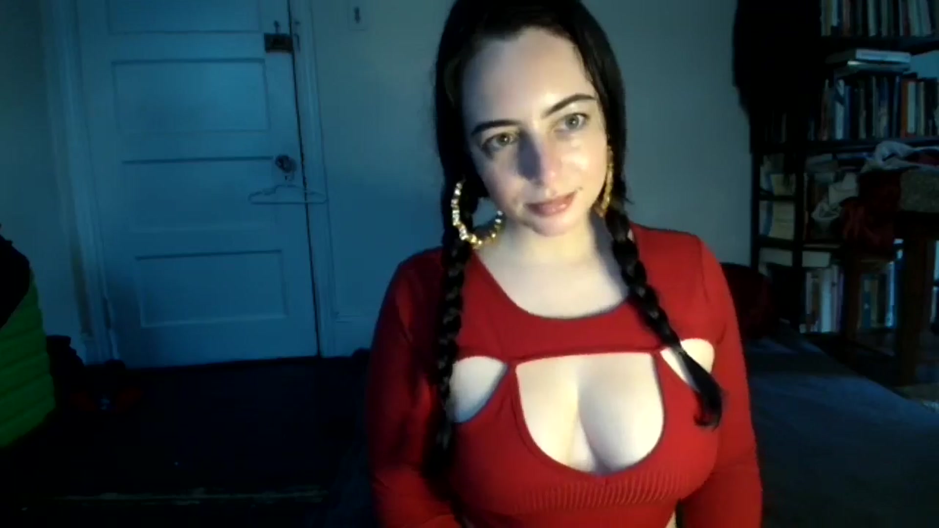 Gallery image thumbnail from LuisaThorneX's myfreecams stream on, 07/20/2025, 11:58 image 12 of 20