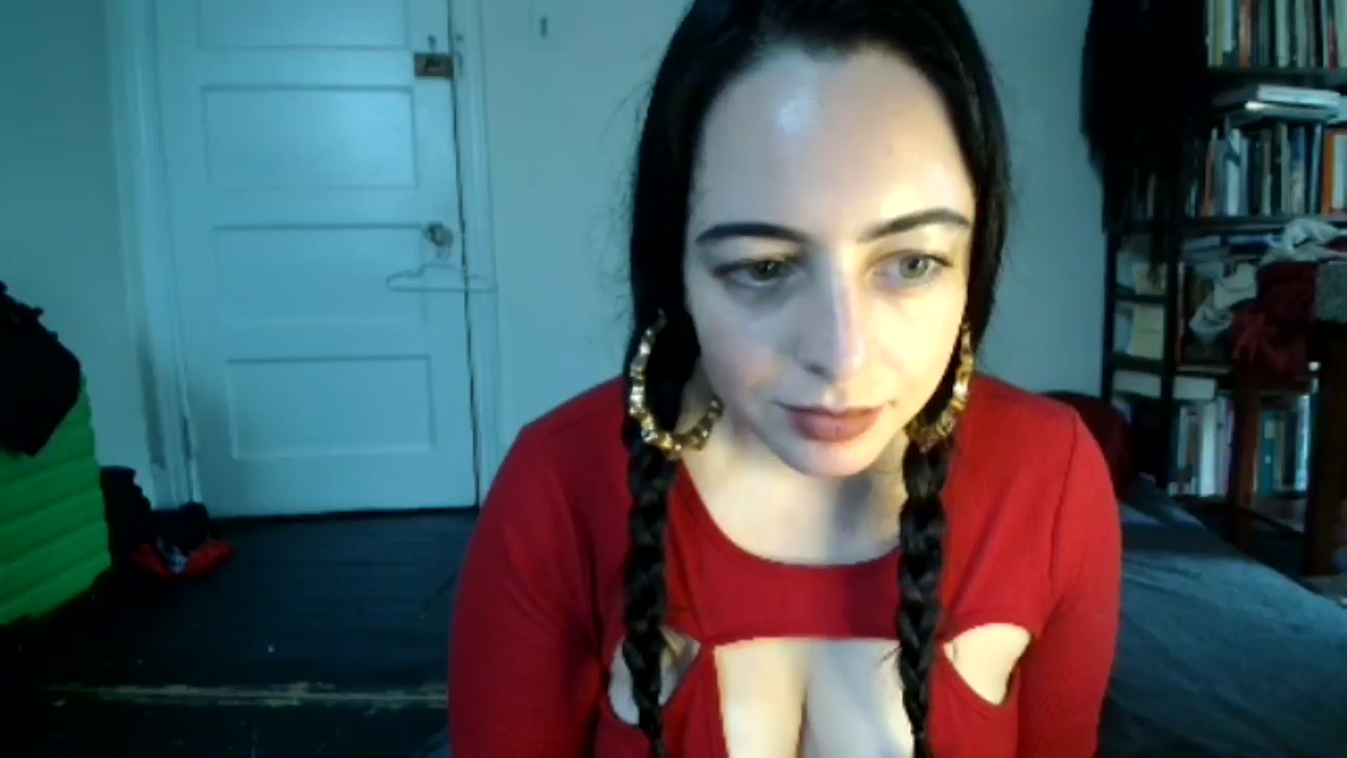 Gallery image thumbnail from LuisaThorneX's myfreecams stream on, 07/20/2025, 12:26 image 13 of 20