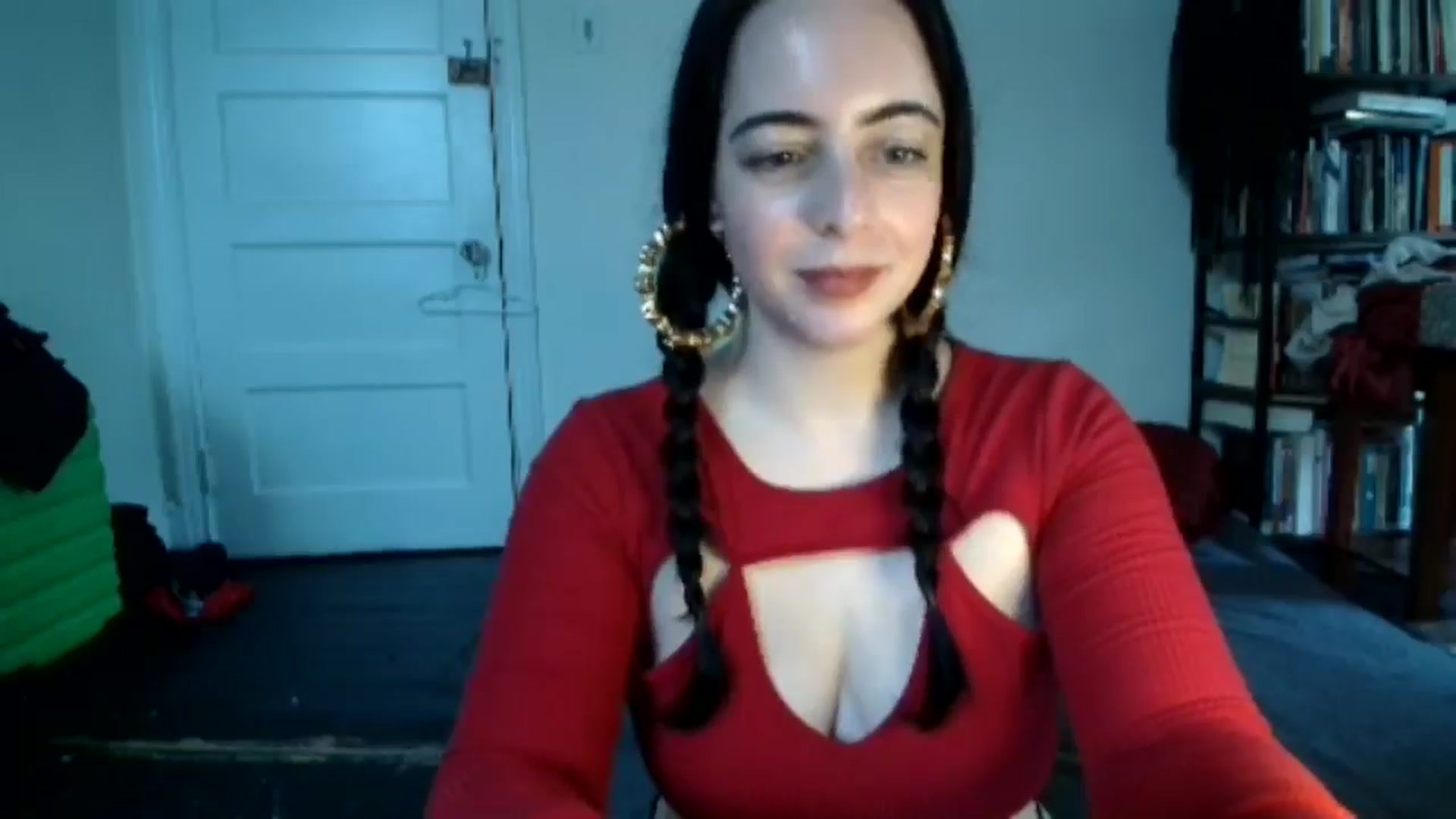 Gallery image thumbnail from LuisaThorneX's myfreecams stream on, 07/20/2025, 12:26 image 8 of 20