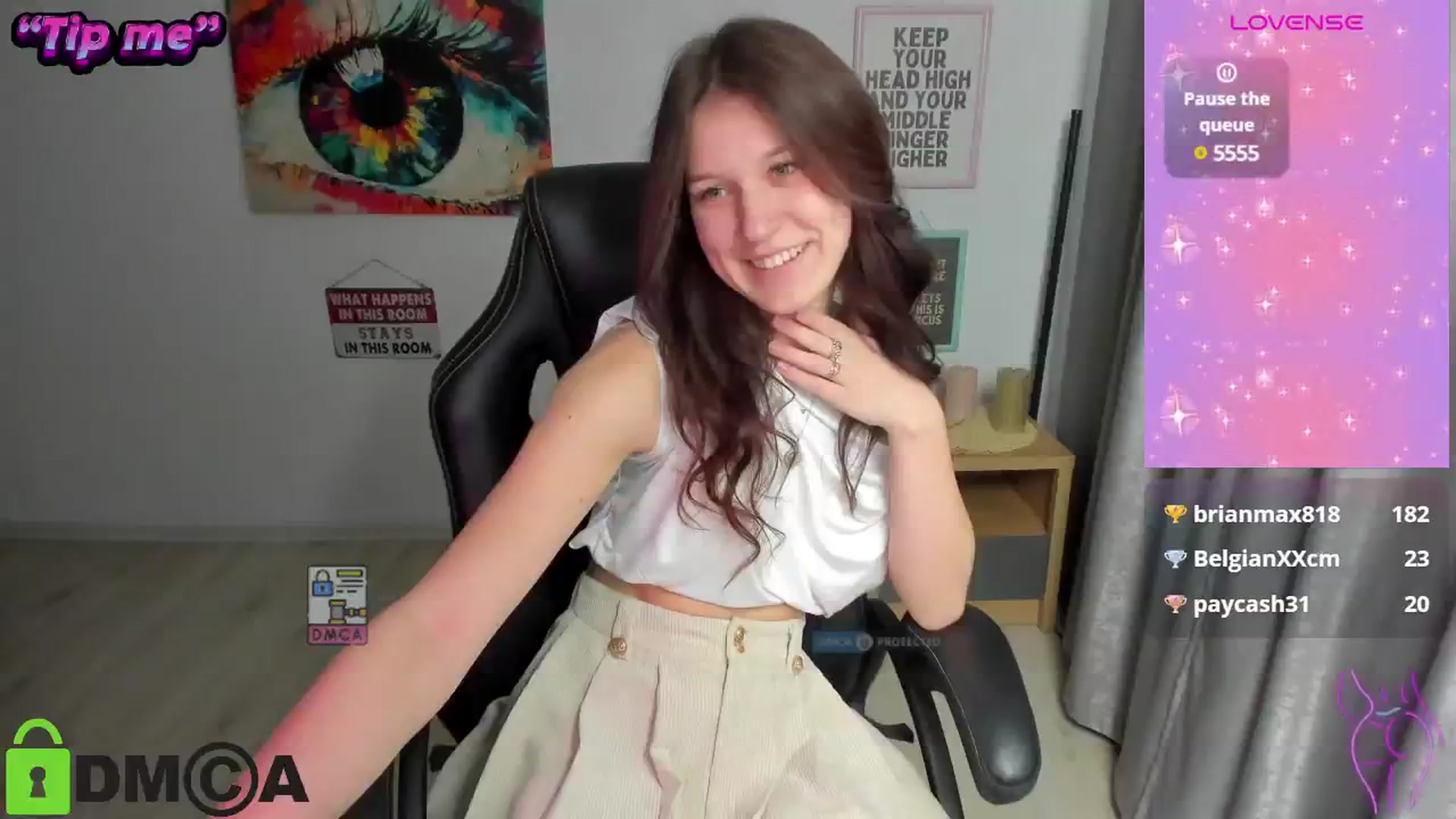 Gallery image thumbnail from Luiza_'s myfreecams stream on, 12/04/2024, 16:15 image 7 of 20