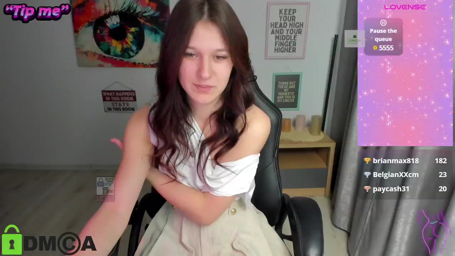 Gallery image thumbnail from Luiza_'s myfreecams stream on, 12/04/2024, 16:15 image 5 of 20